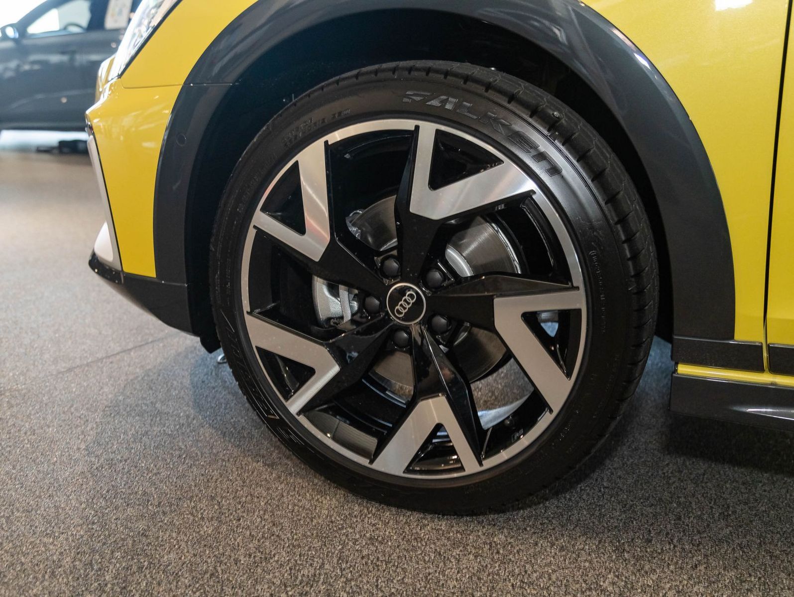 Audi A3 allstreet 35TFSI Stronic - Samsaru's Car Outlet