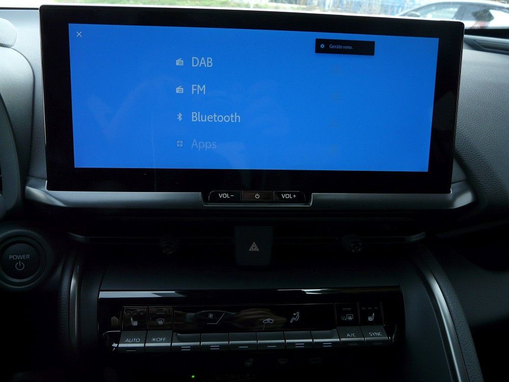 Toyota C-HR Team D  2,0 Hybrid