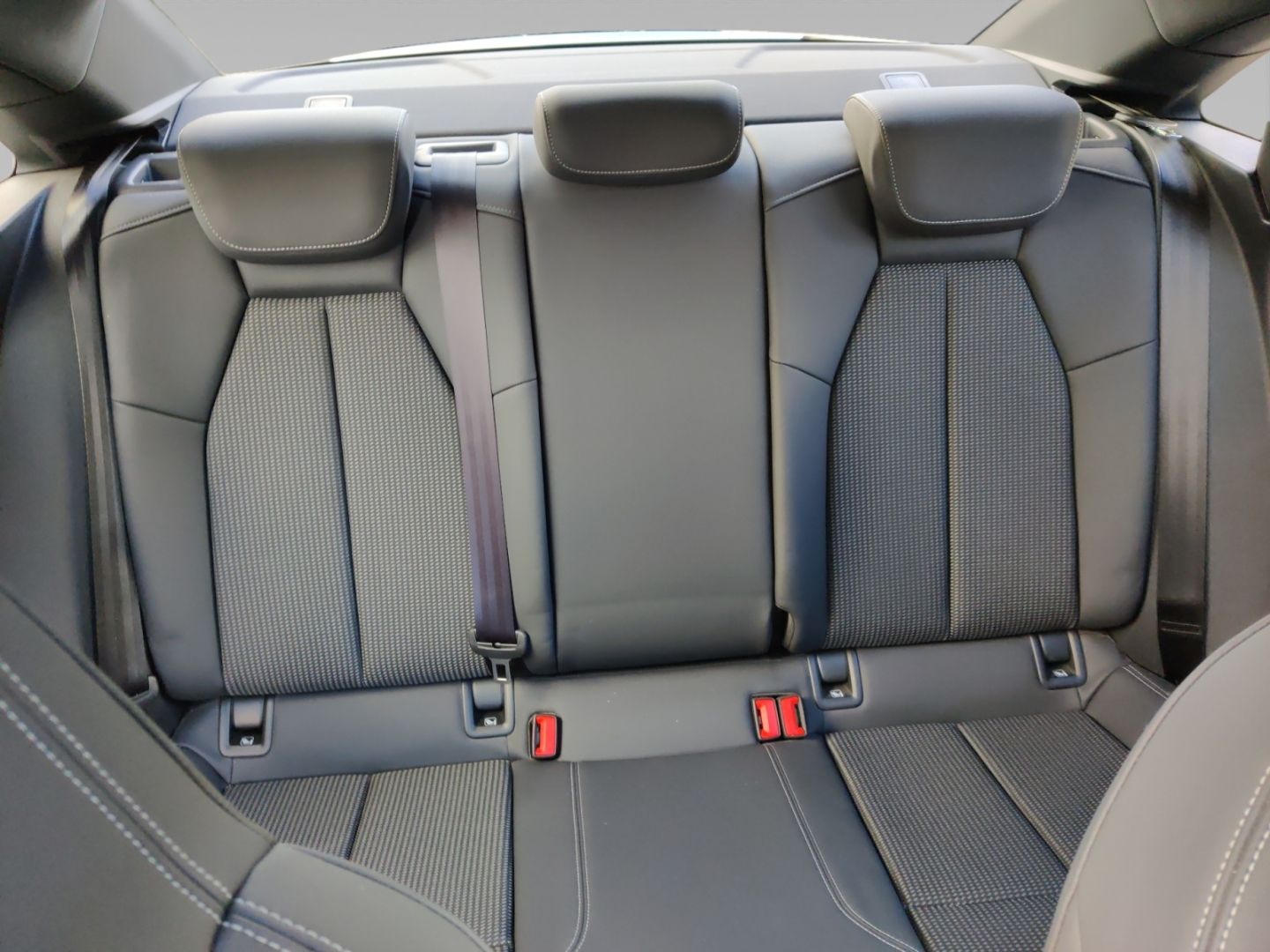Audi A3 Limo 35 TDI S line - Samsaru's Car Outlet