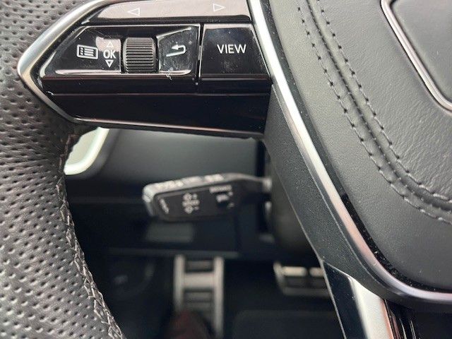 Audi RS6 RS 6 Avant 4.0 TFSI quattro RS Essentials Pa