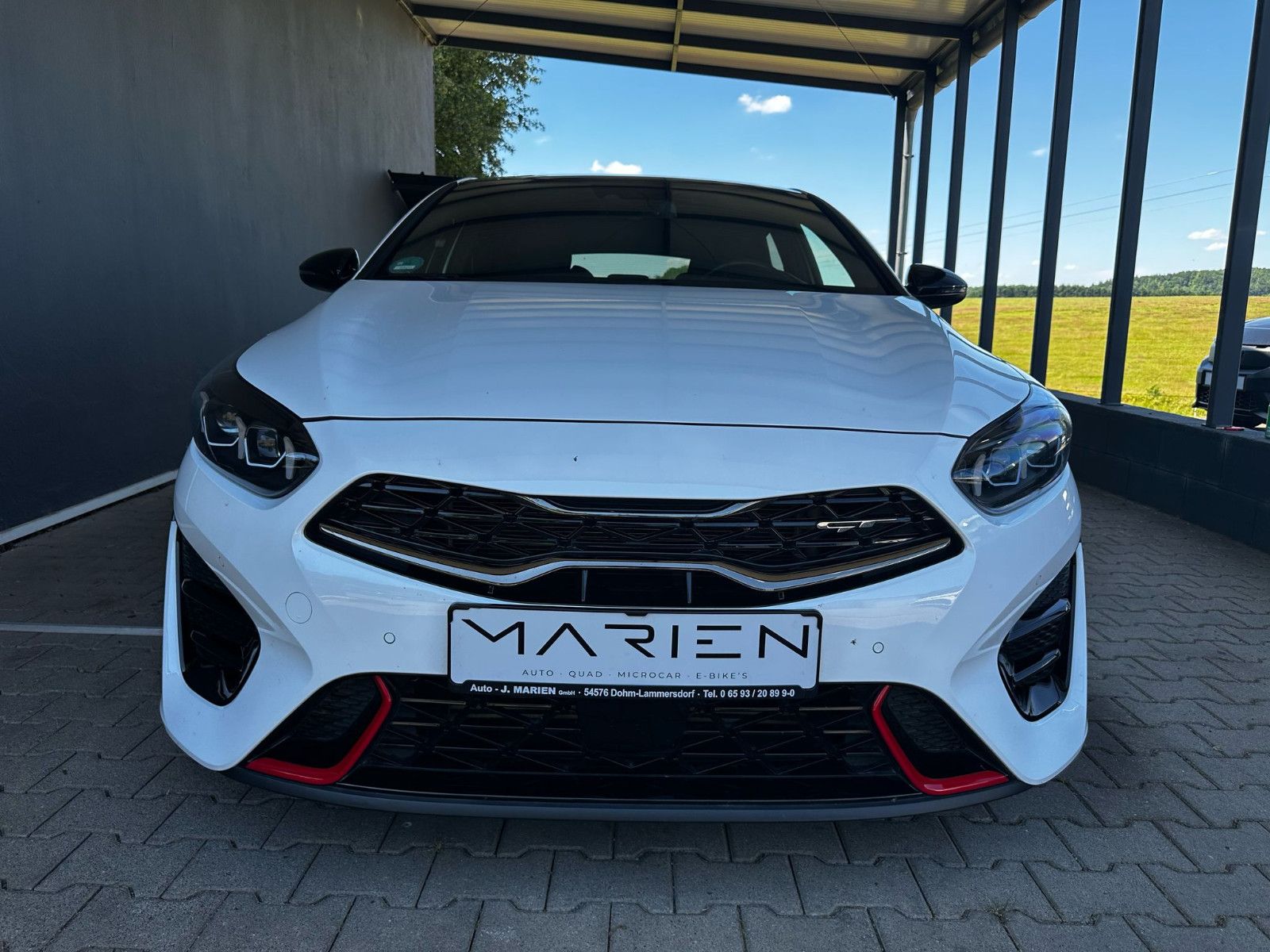 Kia pro cee'd / ProCeed 1.6 T-GDI DCT - Samsaru's Car Outlet