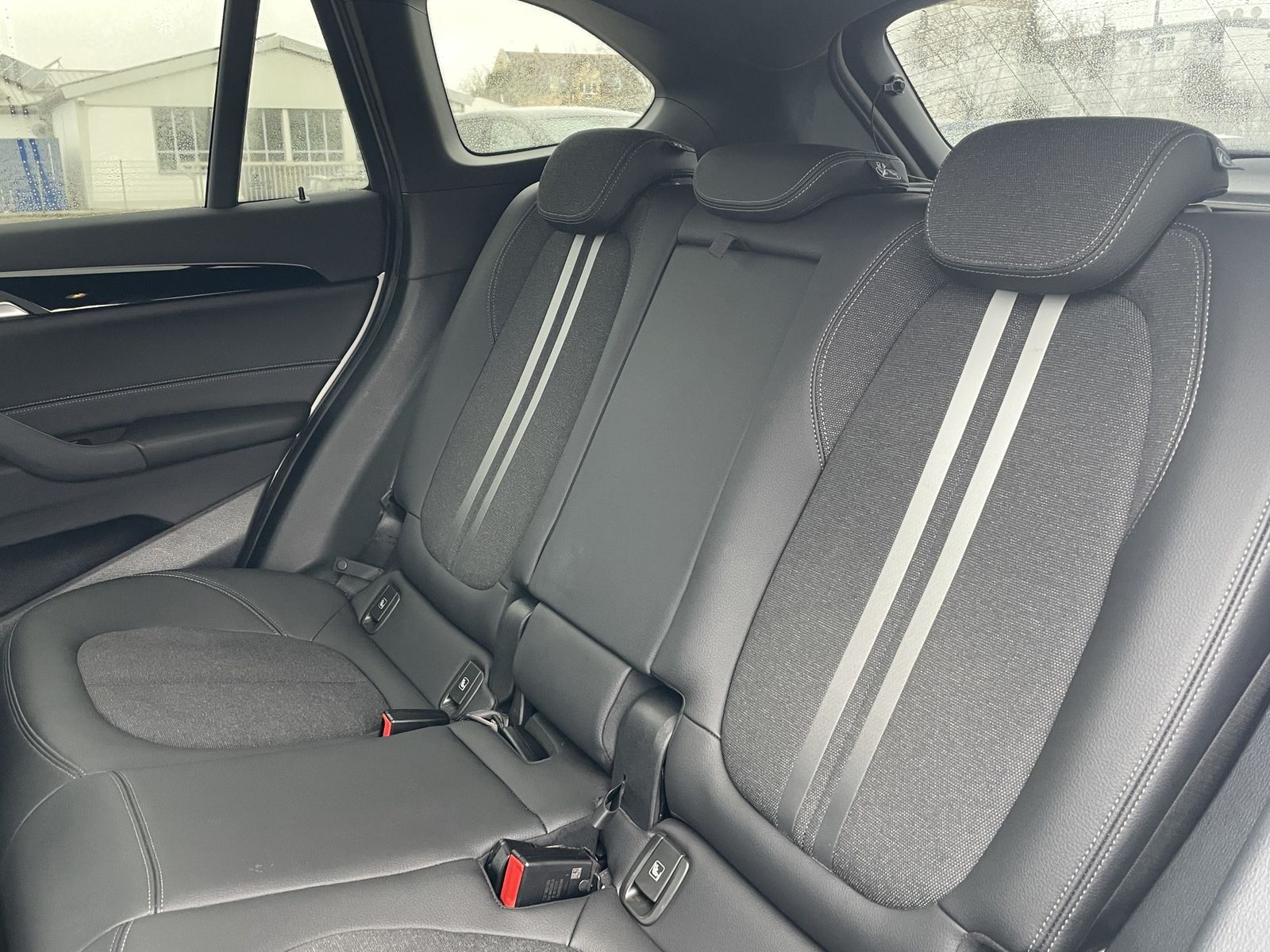 BMW X1 xDrive25e M Sportpaket - Samsaru's Car Outlet