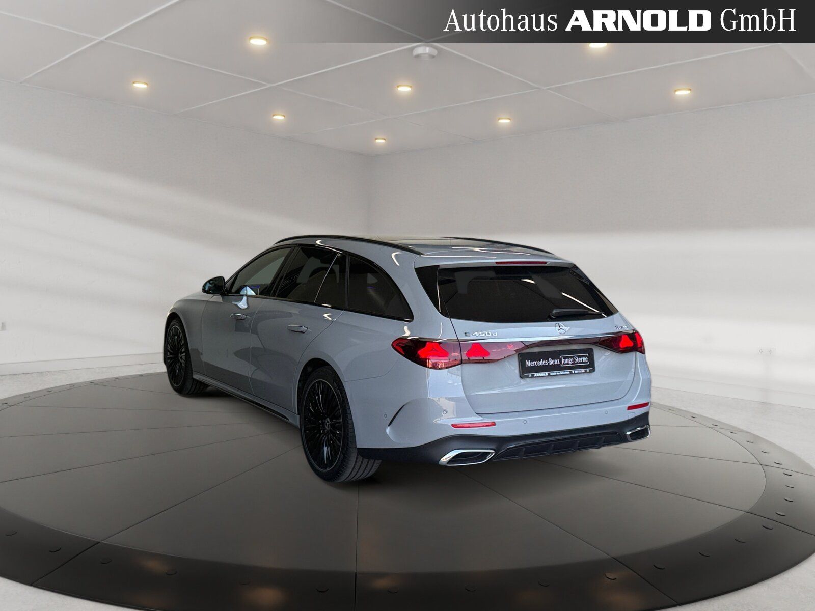 Mercedes-Benz E 450 T d 4M AMG-Line SUPERSCREEN AIRMATIC AHK !