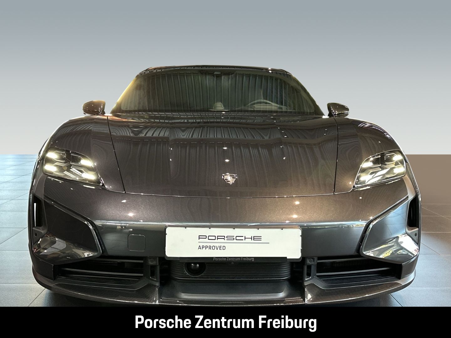 Porsche Taycan Turbo S Cross Turismo Burmester InnoDrive