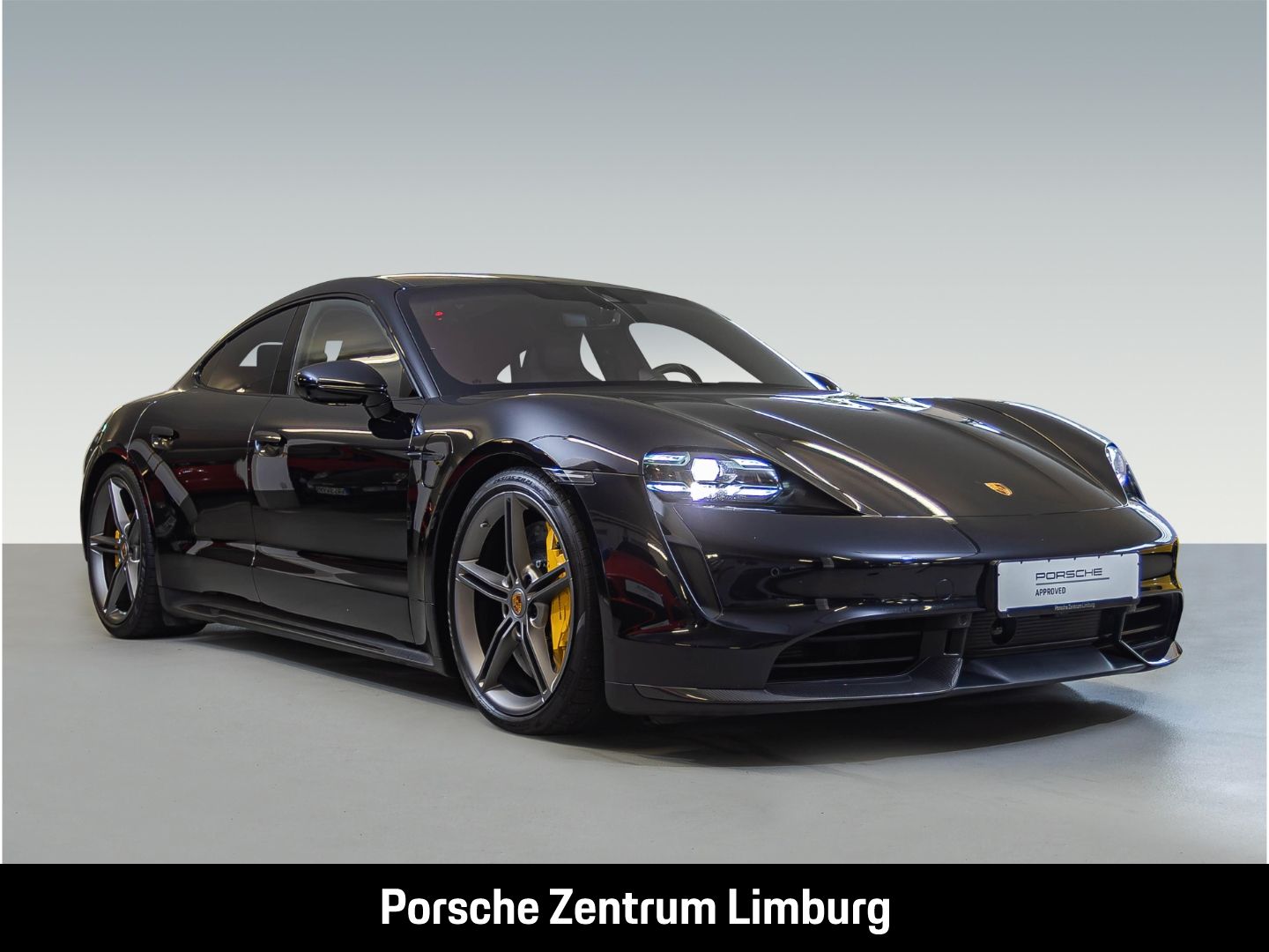 Porsche Taycan Turbo S Panorama Performancebatterie+ LED