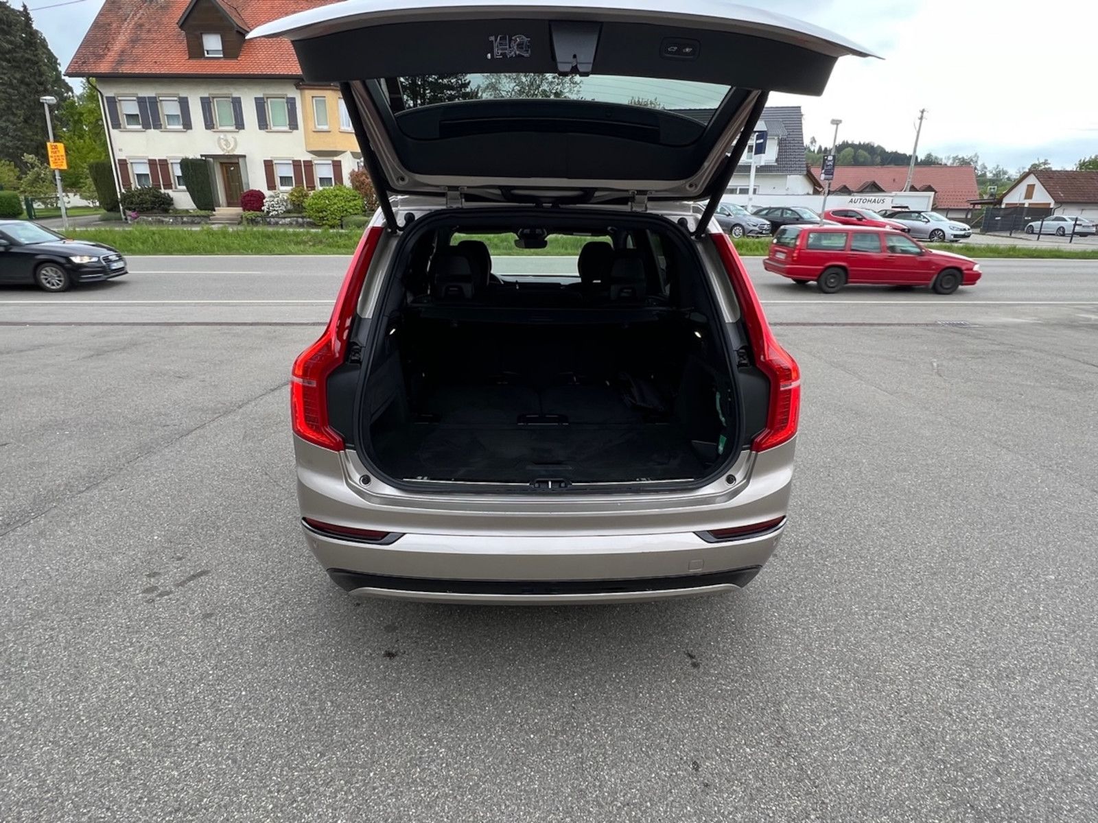 Volvo XC90 B5*Dark*NP  92280*7Sitz*Luftfahrw*Standhzg