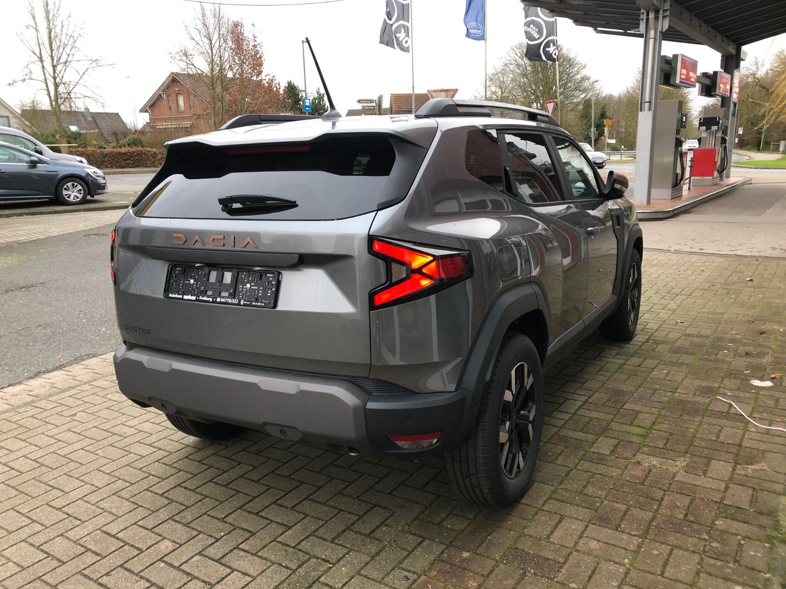 Dacia Duster III TCe 130 Extreme - Samsaru's Car Outlet