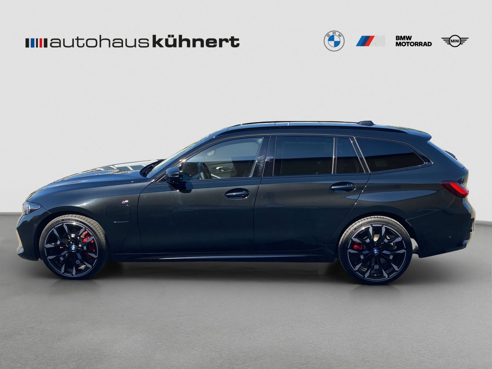 BMW 330e xDrive touring ///M Sport PRO PanoSD AHK AC