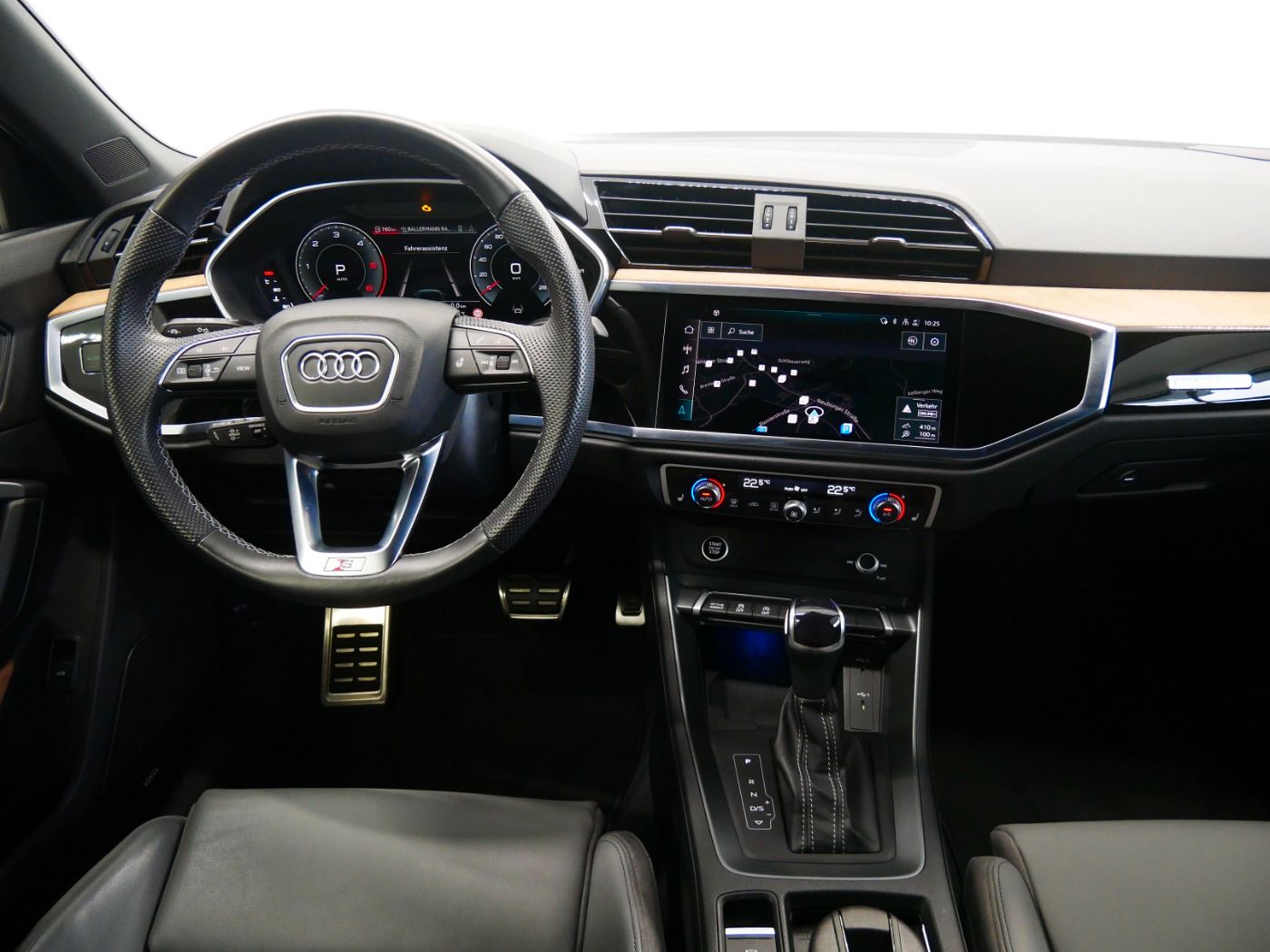 Audi Q3 Sportback 40 TDI quattro S line - Samsaru's Car Outlet