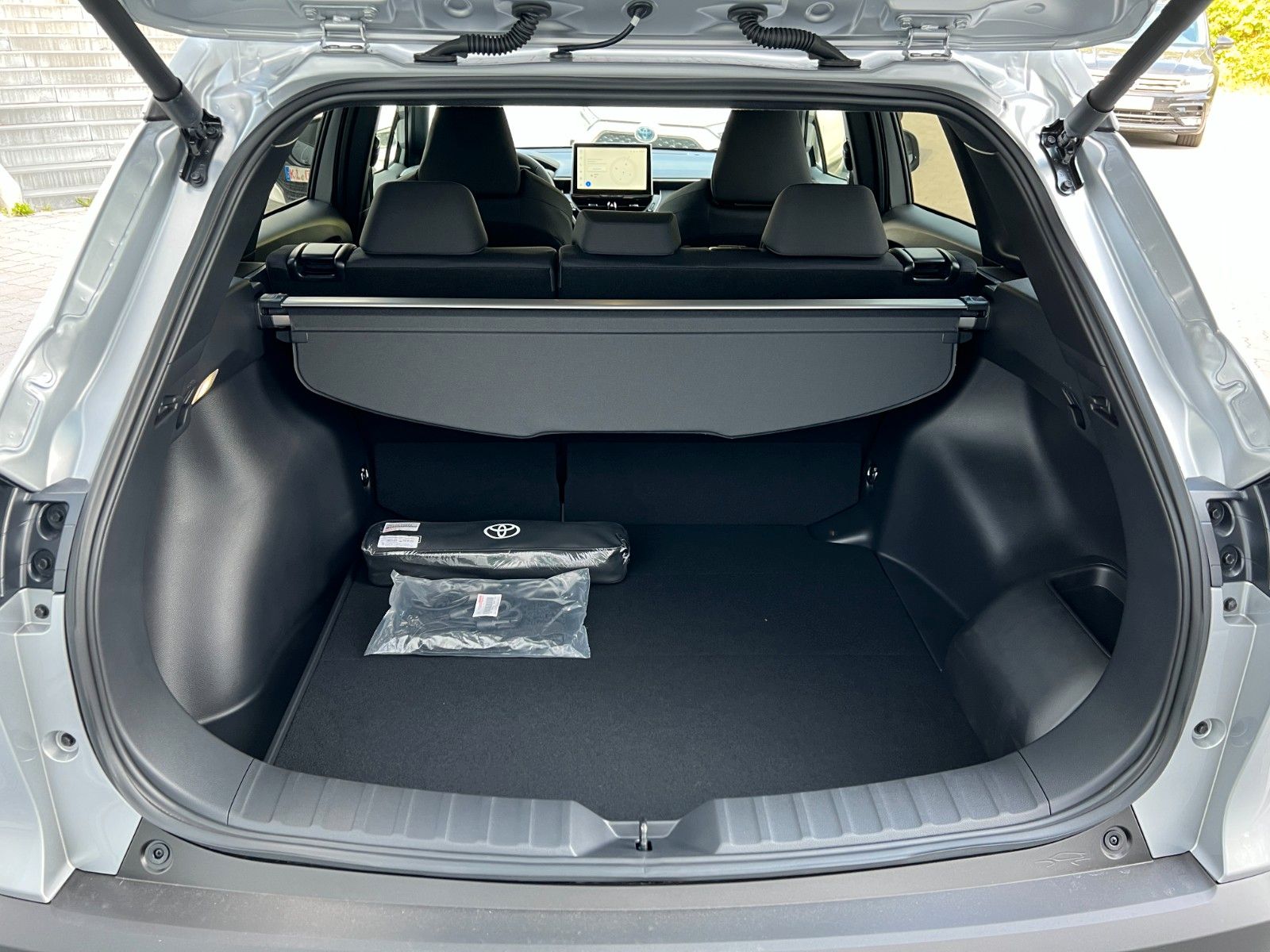 Toyota Corolla Cross 2.0 Hybrid Style Comfort *BSM* TOP