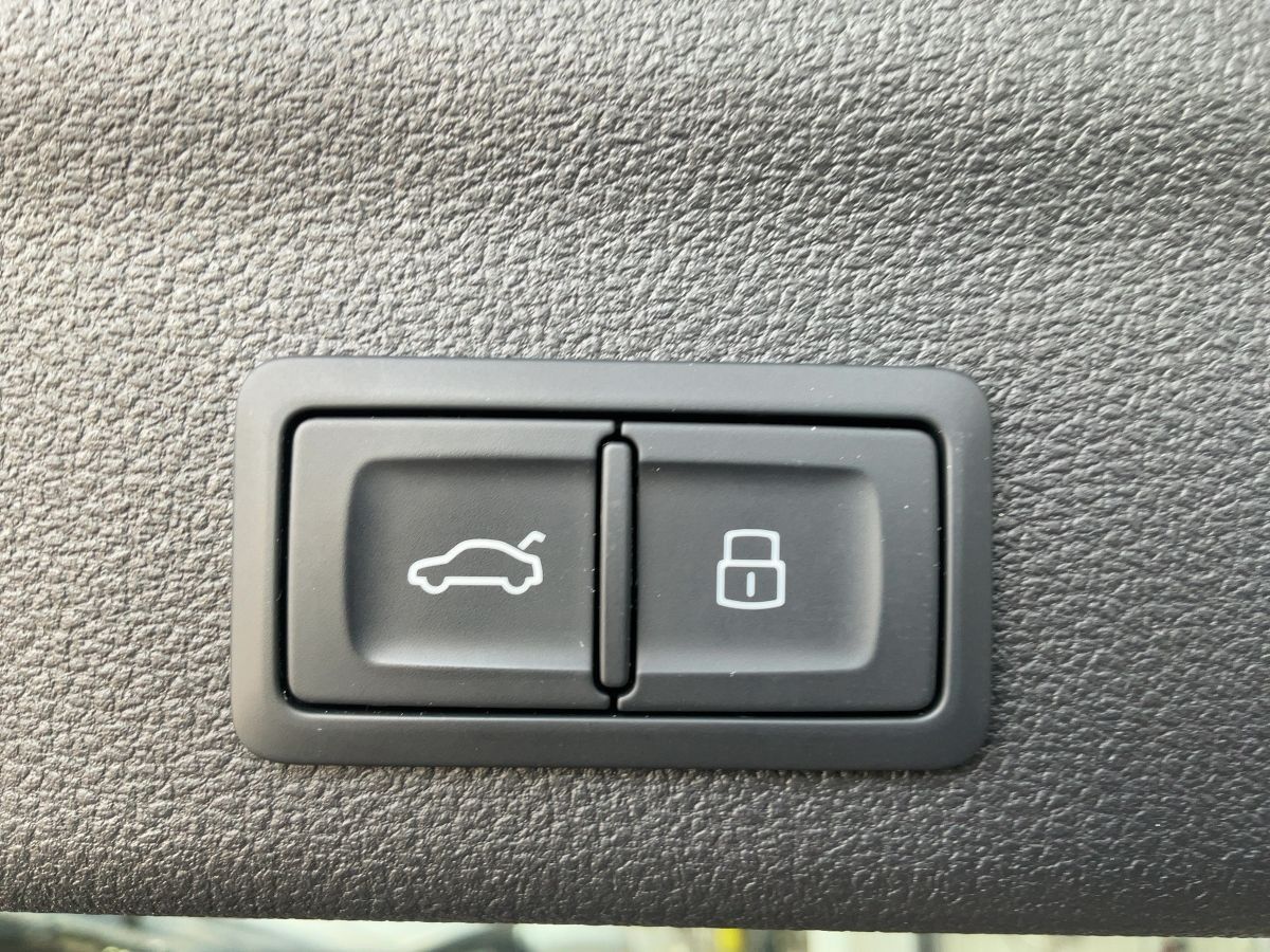 Audi A6 Avant 40 TDI ADVANCED - Samsaru's Car Outlet