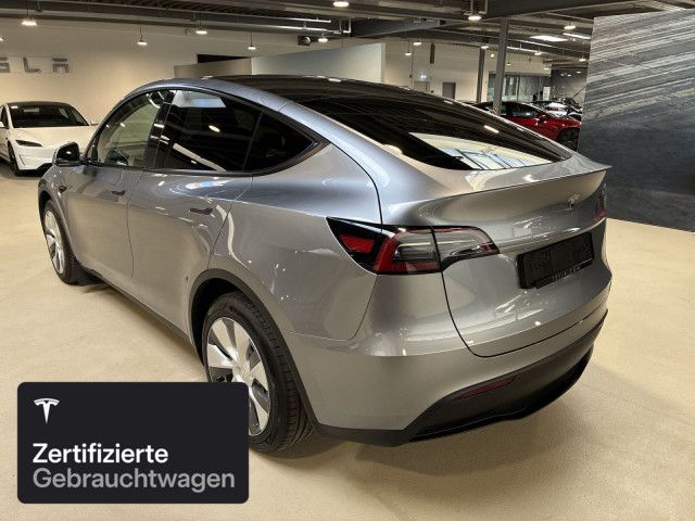 Tesla Model Y Rear-Wheel Drive