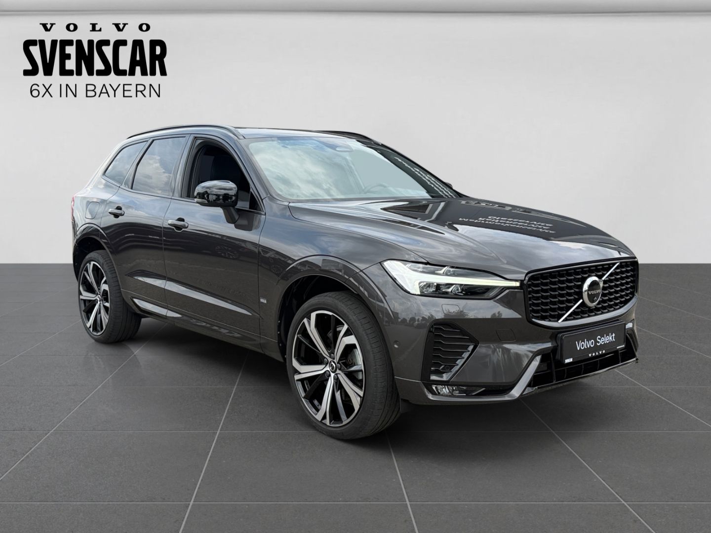 Volvo XC60 Ultimate Dark B5 AWD H&K Luftfederung Stand