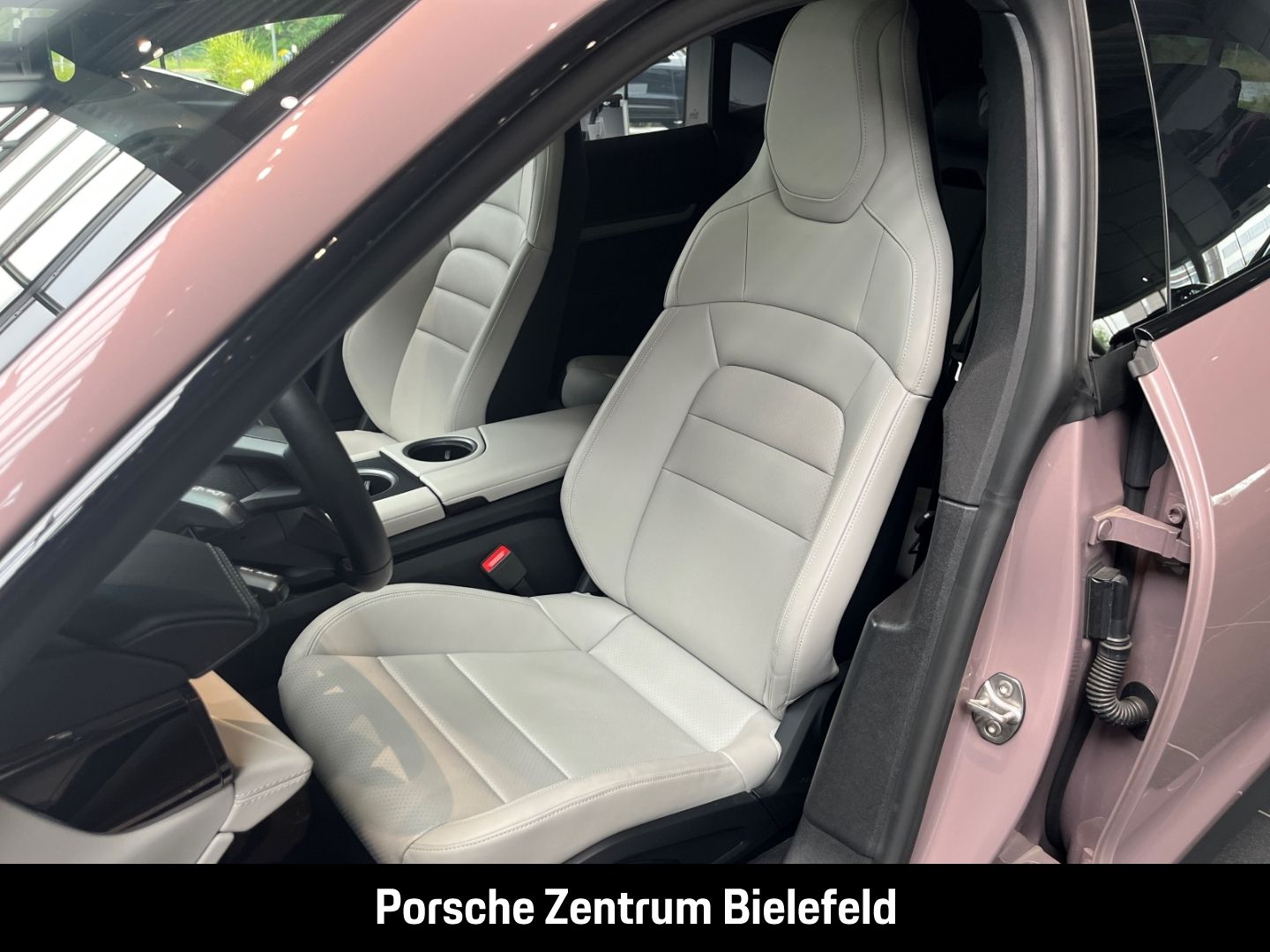 Porsche Taycan 4S Sport Turismo Frozenberrymetallic BOSE