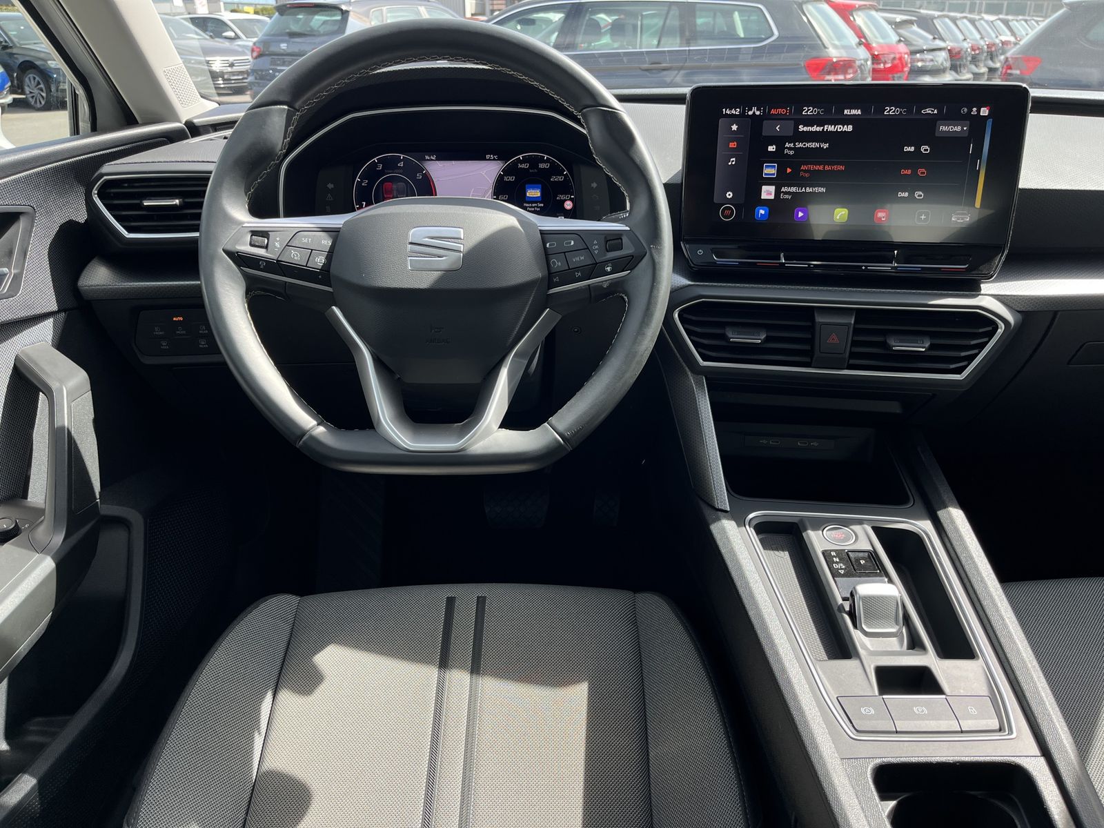 Seat Leon SP 2.0 TDI DSG Style 141€ m.20% Anz.AHK Nav