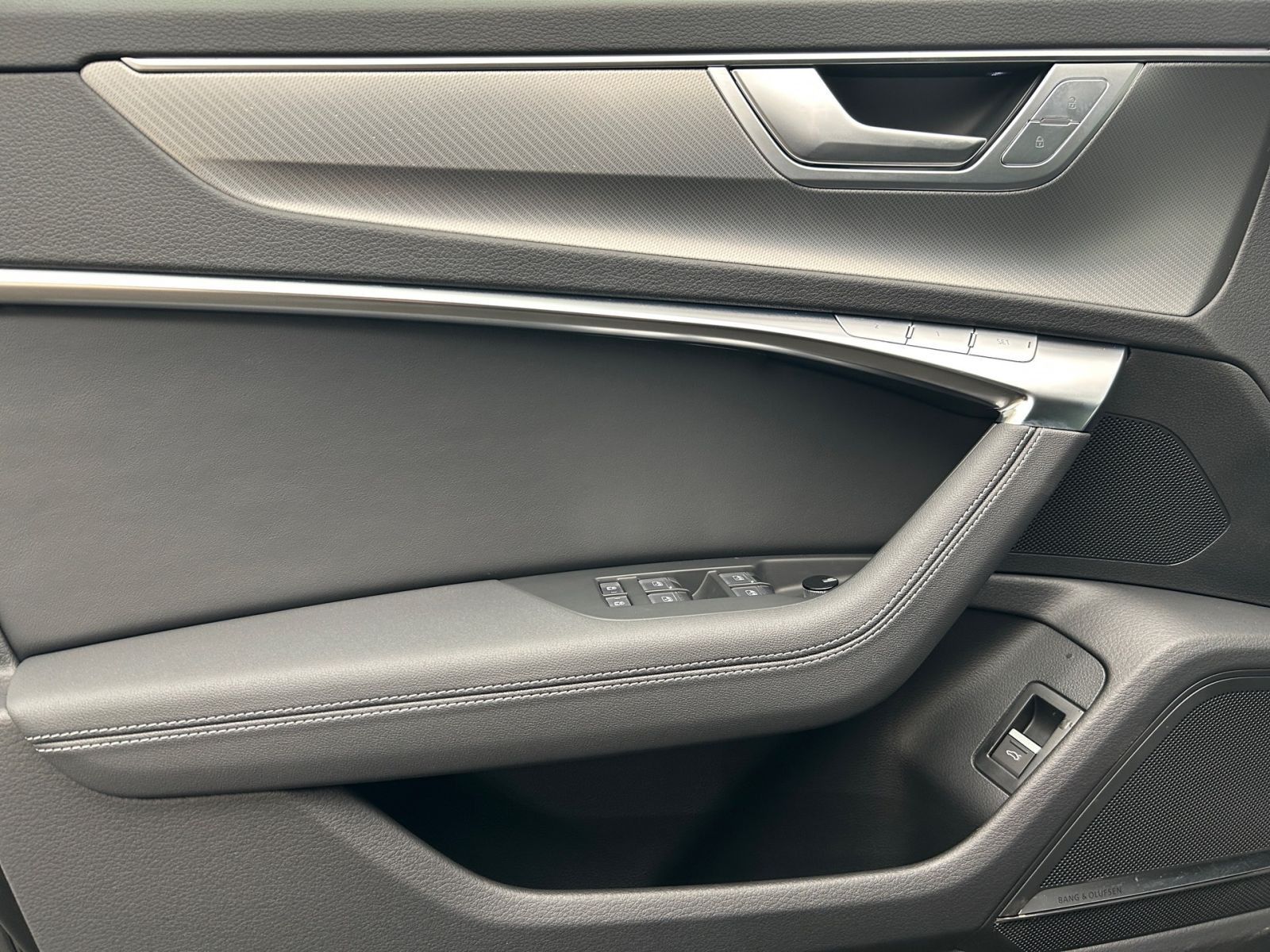 Audi A6 allroad 55 TFSI qu - Samsaru's Car Outlet
