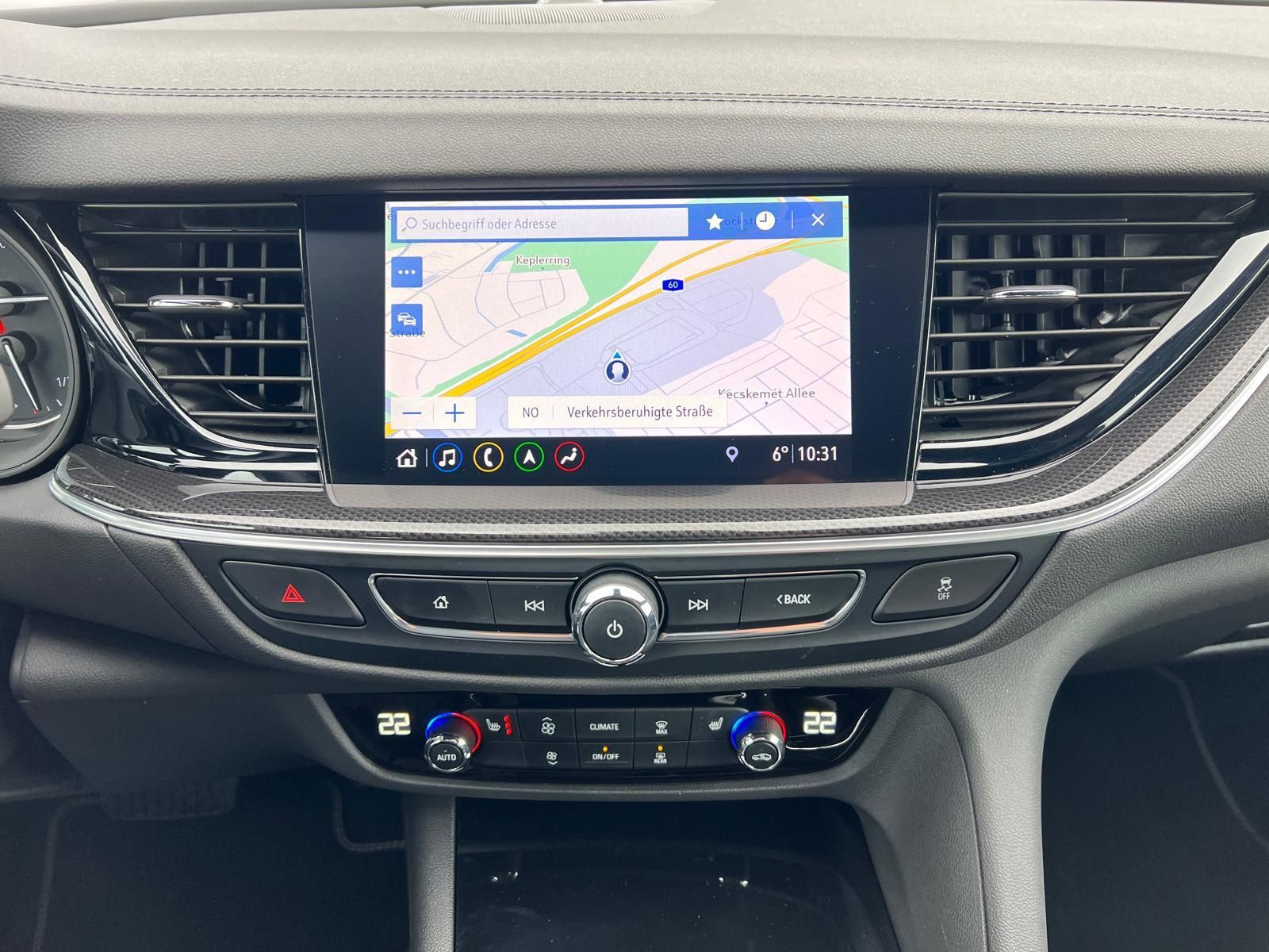 Opel Insignia 2.0 D Elegance Aut. - Samsaru's Car Outlet