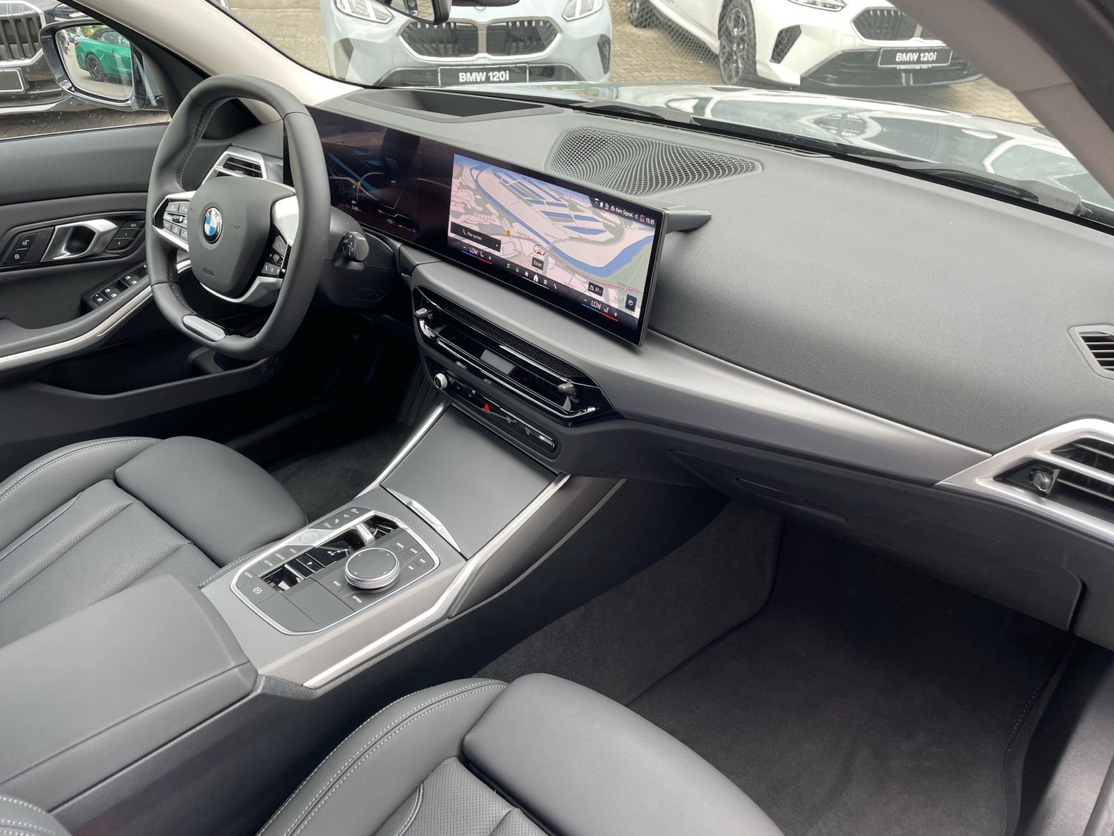 BMW 318i Touring || AHK ACC 360° Keyless eSitze LED