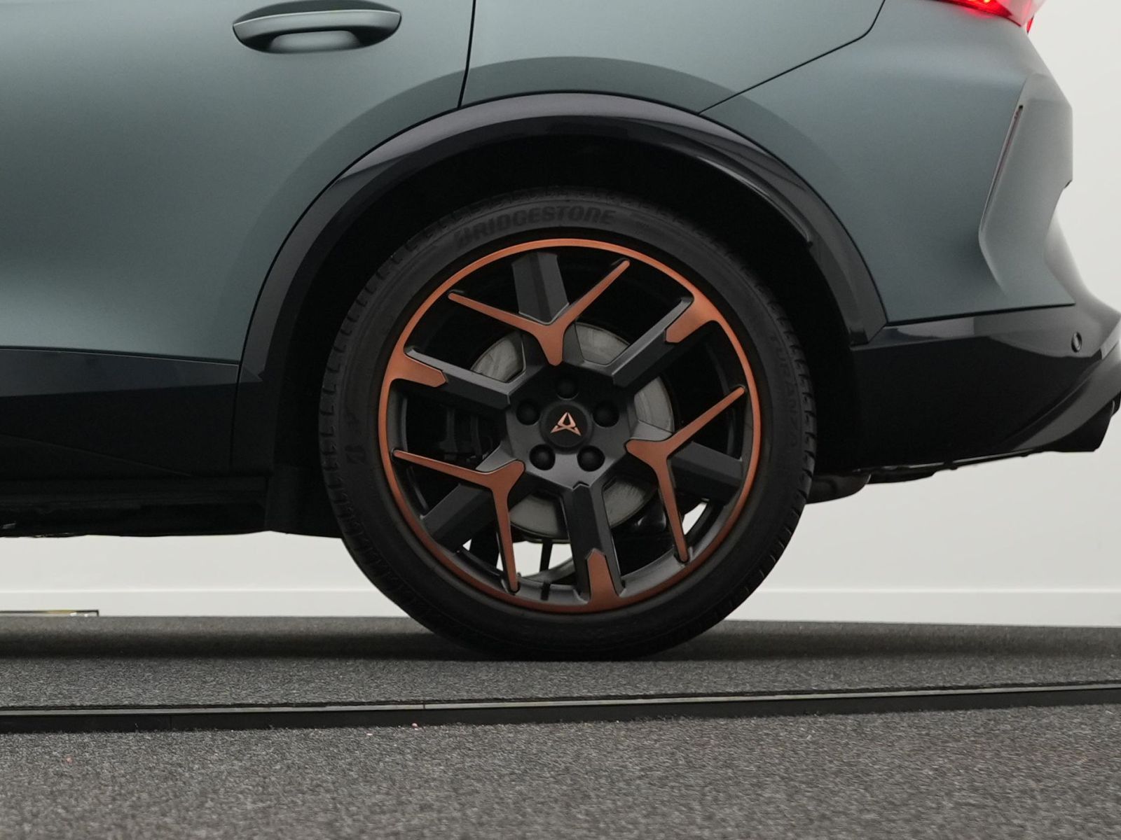 Cupra Formentor VZ Extreme 2.0 TSI *LED*AHK*ACC*PANO*