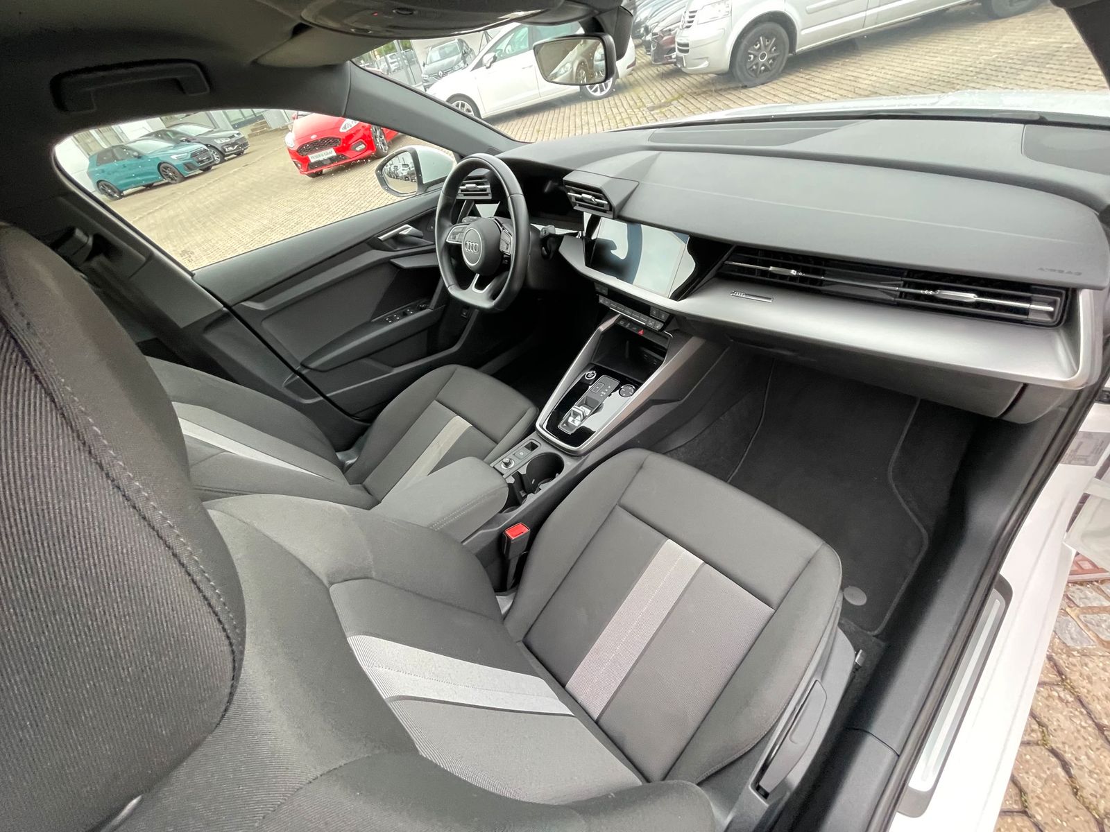 Audi A3 Spb. 40 TFSIe advanced NAV VIRTUAL DAB