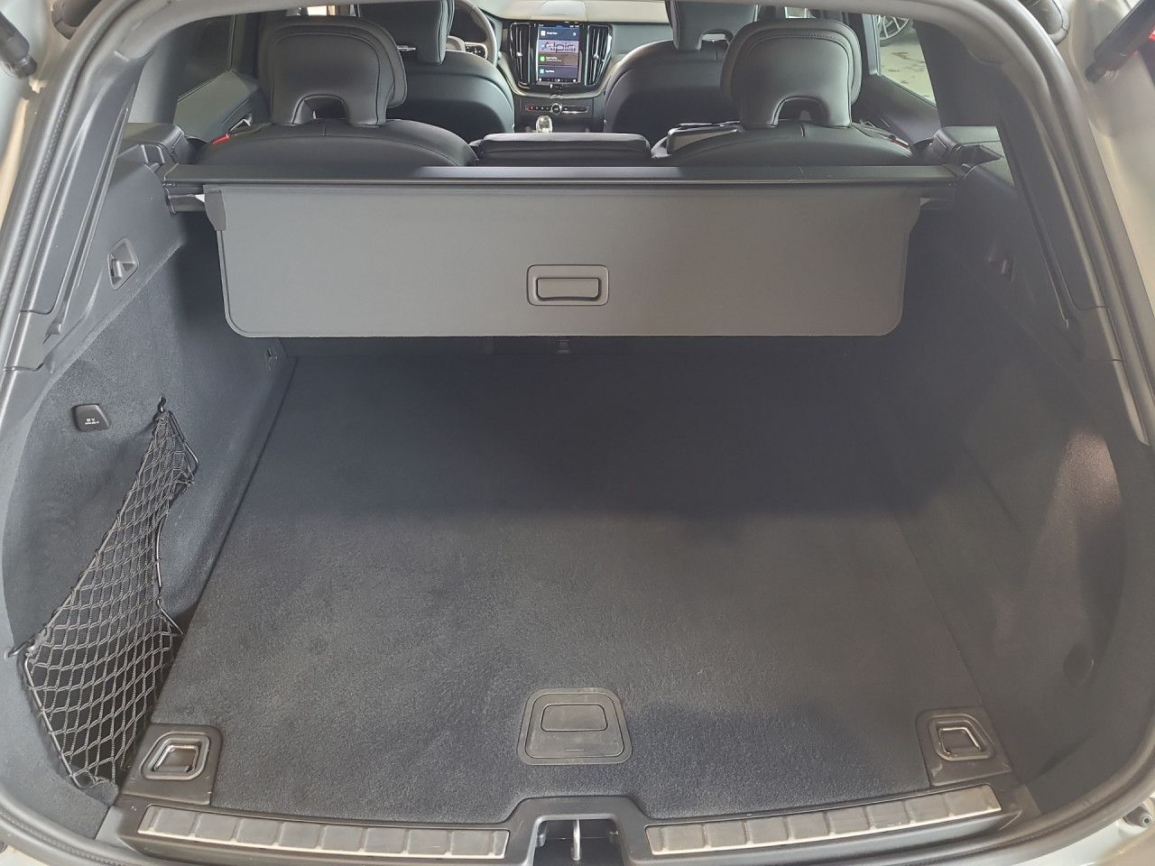 Volvo XC 60 Plus Dark AWD Bluetooth LED Klima