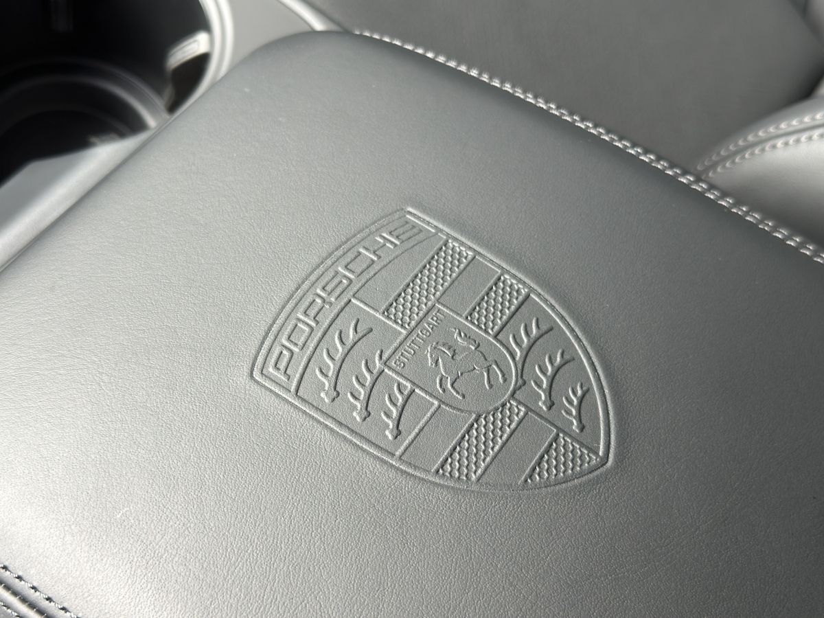 Porsche Cayenne E-Hybrid Coupe | Sportabgas | el. AHK |