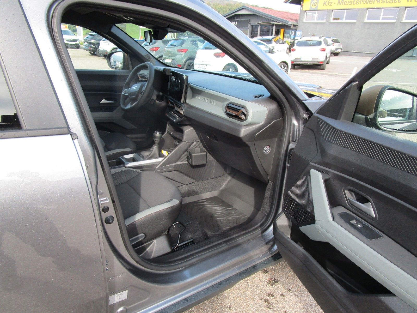 Dacia Duster III TCe 130 ExtremeTageszulasung - Samsaru's Car Outlet