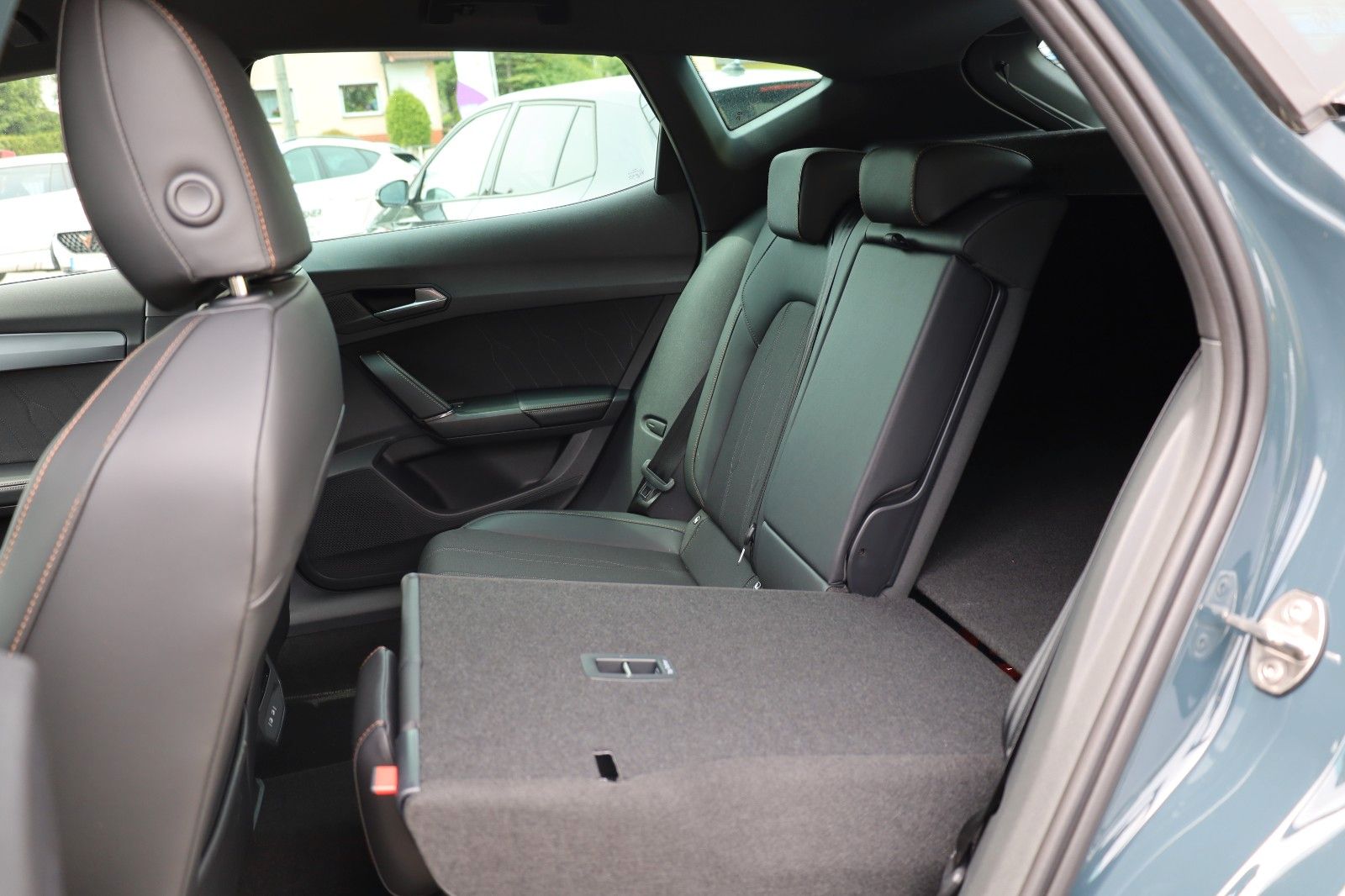 Cupra Formentor 1.5 eTSI - Samsaru's Car Outlet