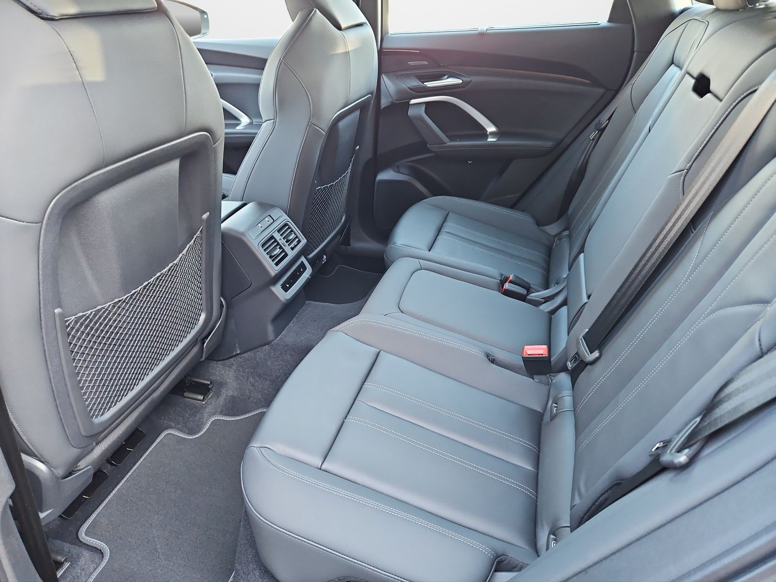 Audi Q5 SUV TDI S tronic quattro S line Tech Pro - Samsaru's Car Outlet