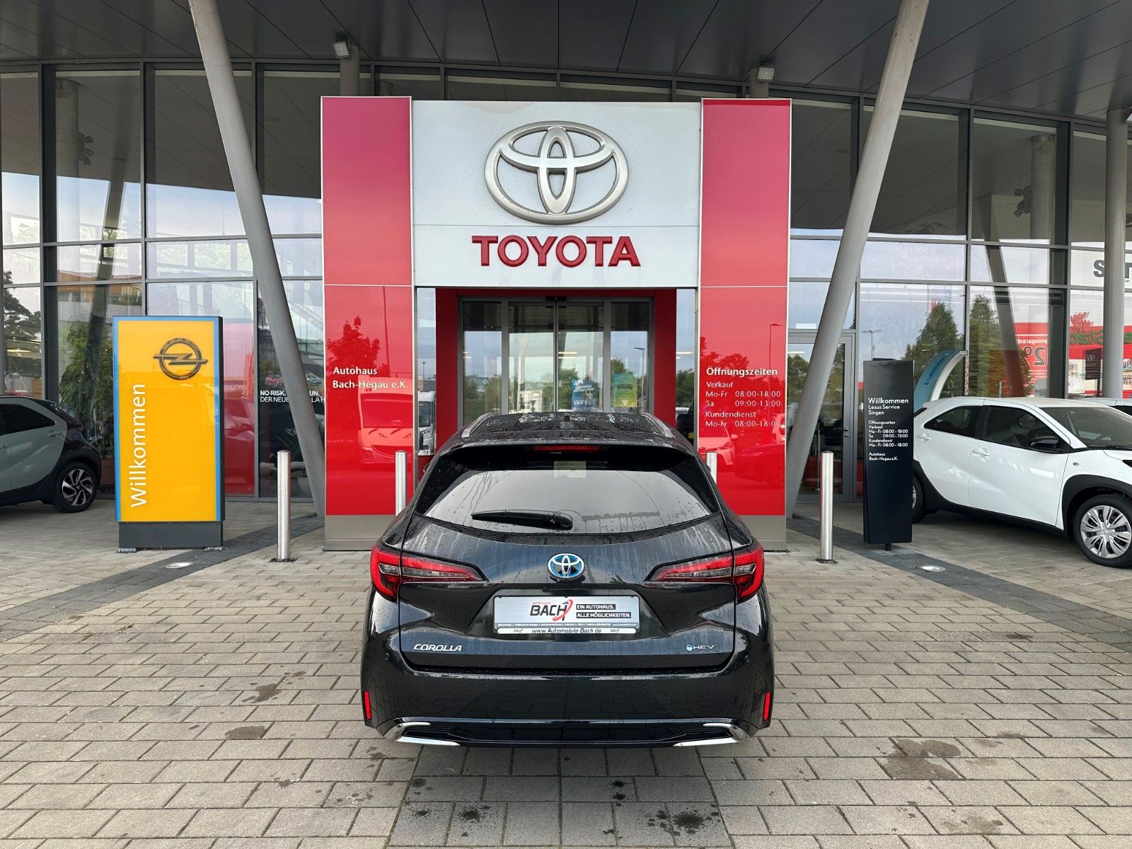 Toyota Corolla 2.0 TS Hybrid Teamplayer + TECHNIK-PAKET
