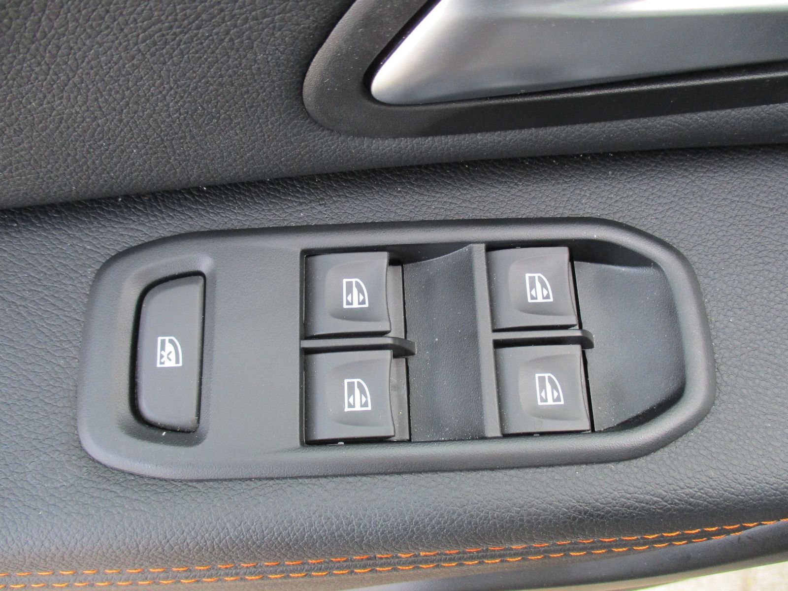 Dacia Duster II Extreme Tce 130 - Samsaru's Car Outlet