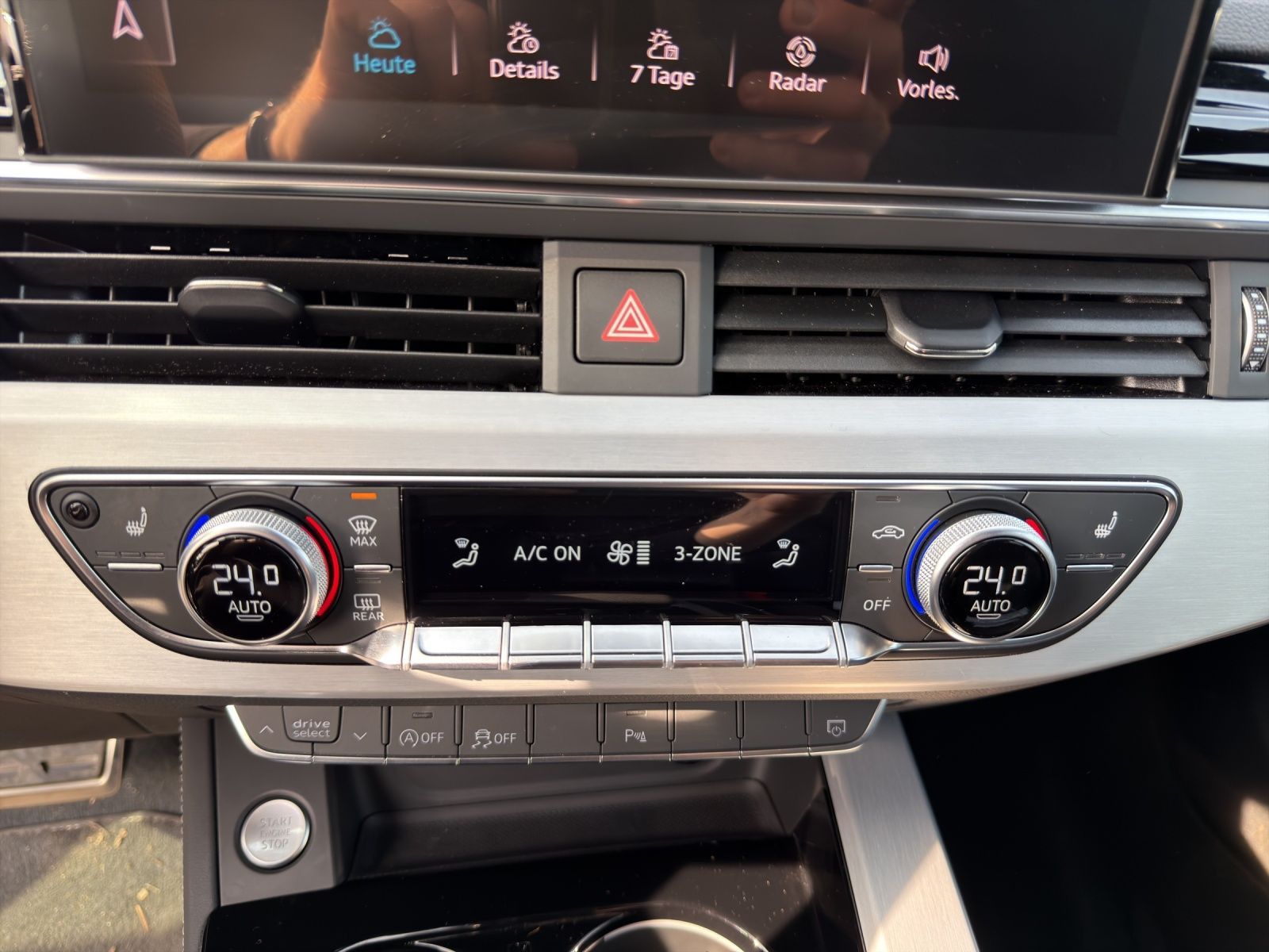 Audi A4 Avant 40 TFSI Q 2x S LINE AHK MATRIX-LED LM19
