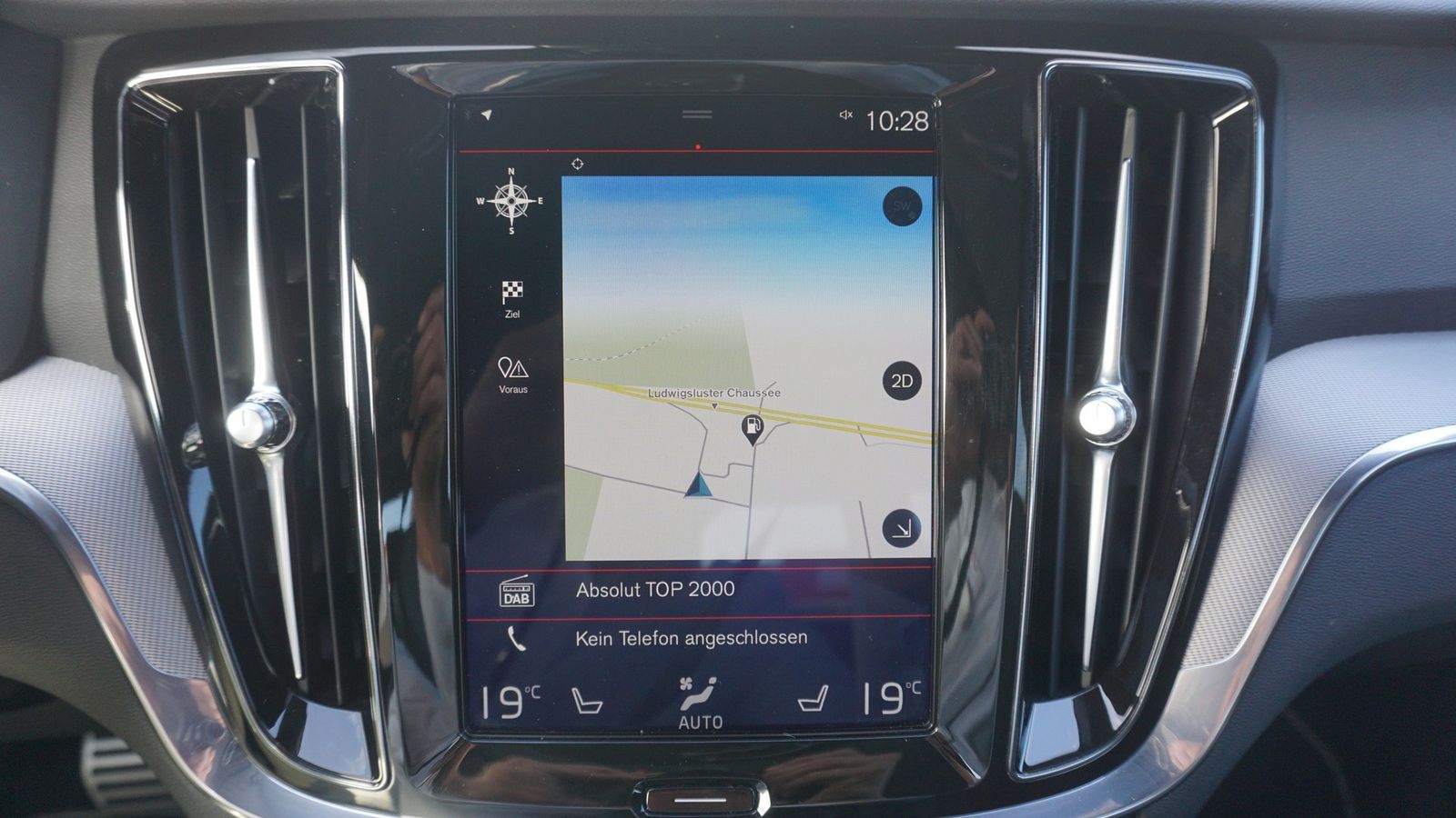 Volvo S60 2.0 R Design LED Navi HarmanKardon Panorama
