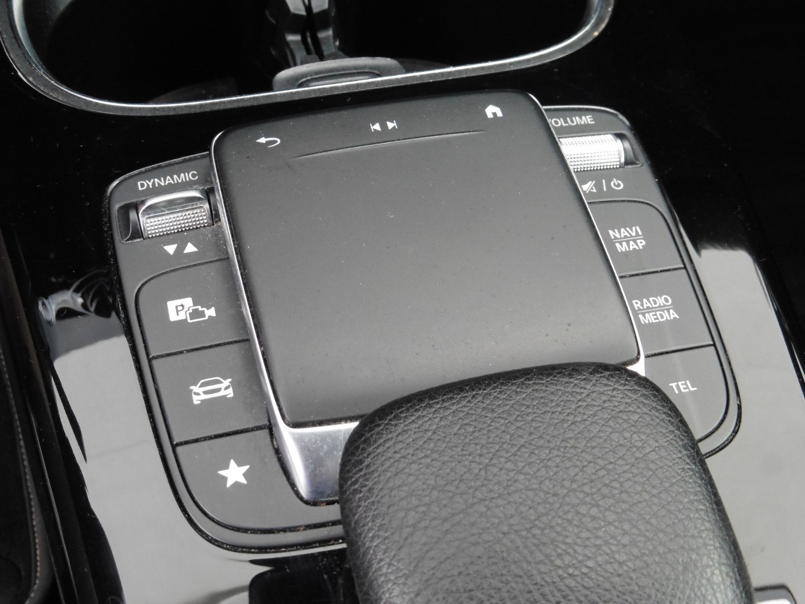 Mercedes-Benz A 180 d DCT - Samsaru's Car Outlet