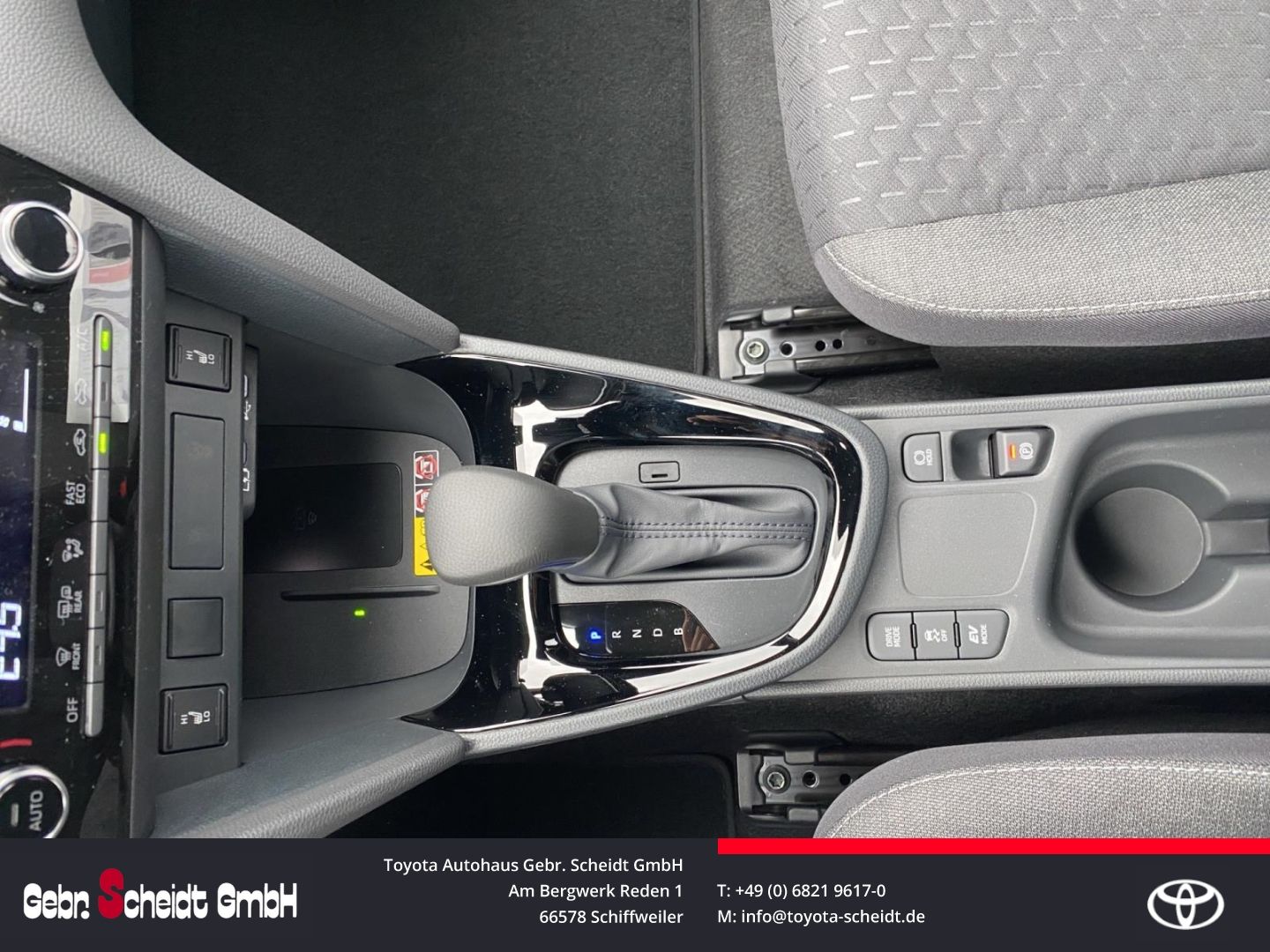 Toyota Yaris Cross Hybrid FWD Teamplayer Sitzheizung Le