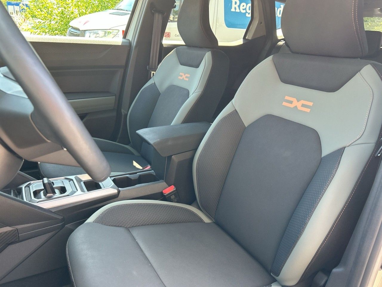 Dacia Duster III Hybrid 140 Extreme - Samsaru's Car Outlet