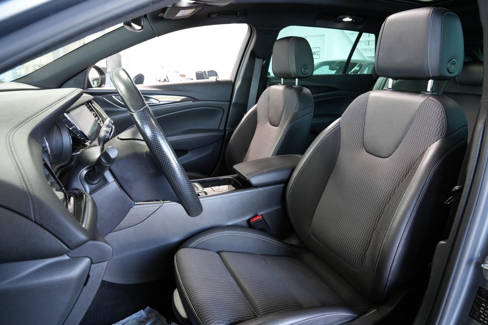 Opel Insignia B Sports Tourer Elegance - Samsaru's Car Outlet