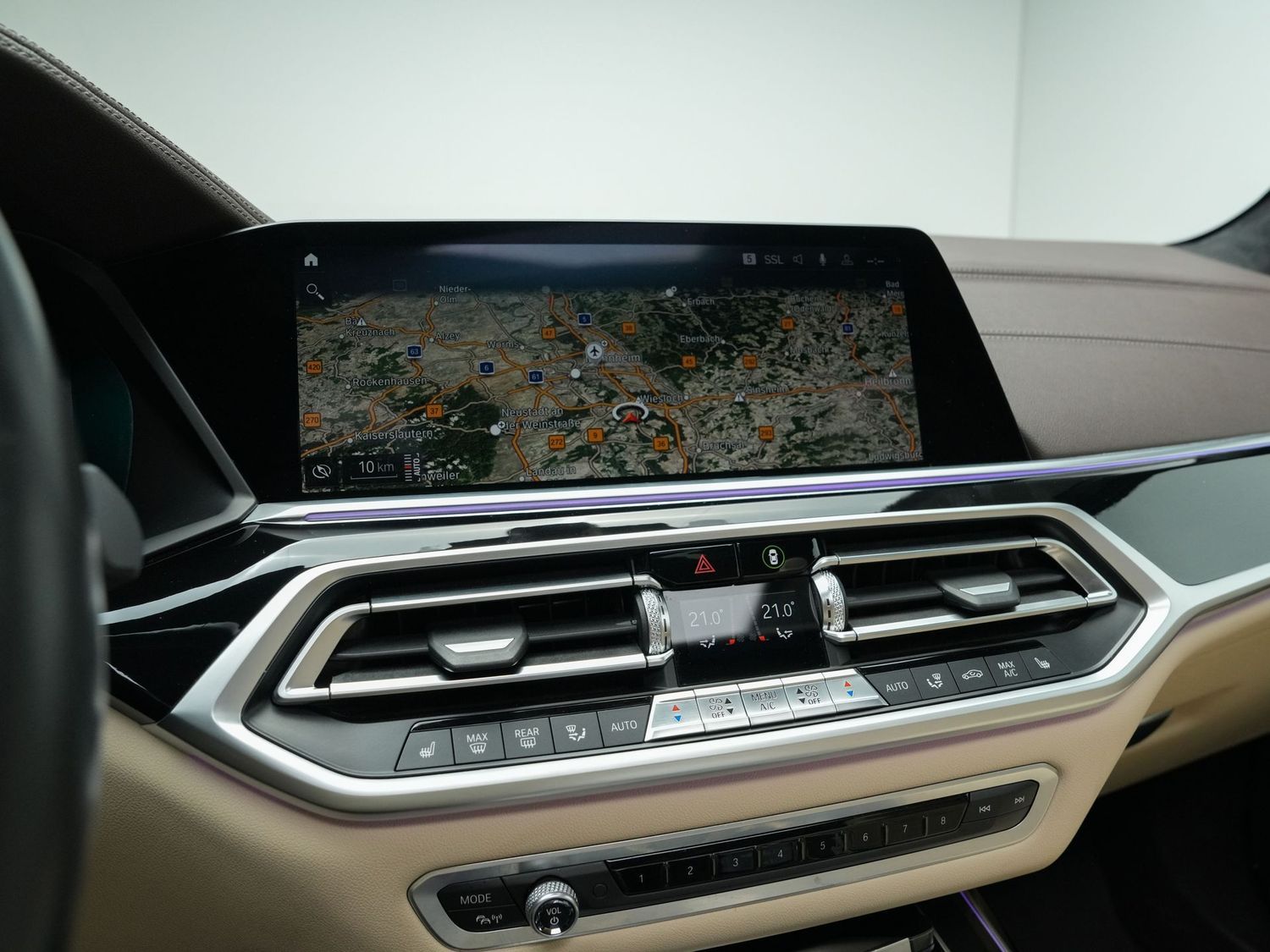 BMW X7 xDrive 40 i M Sport PANO*HUD*AHK*H&K*TV FOND*