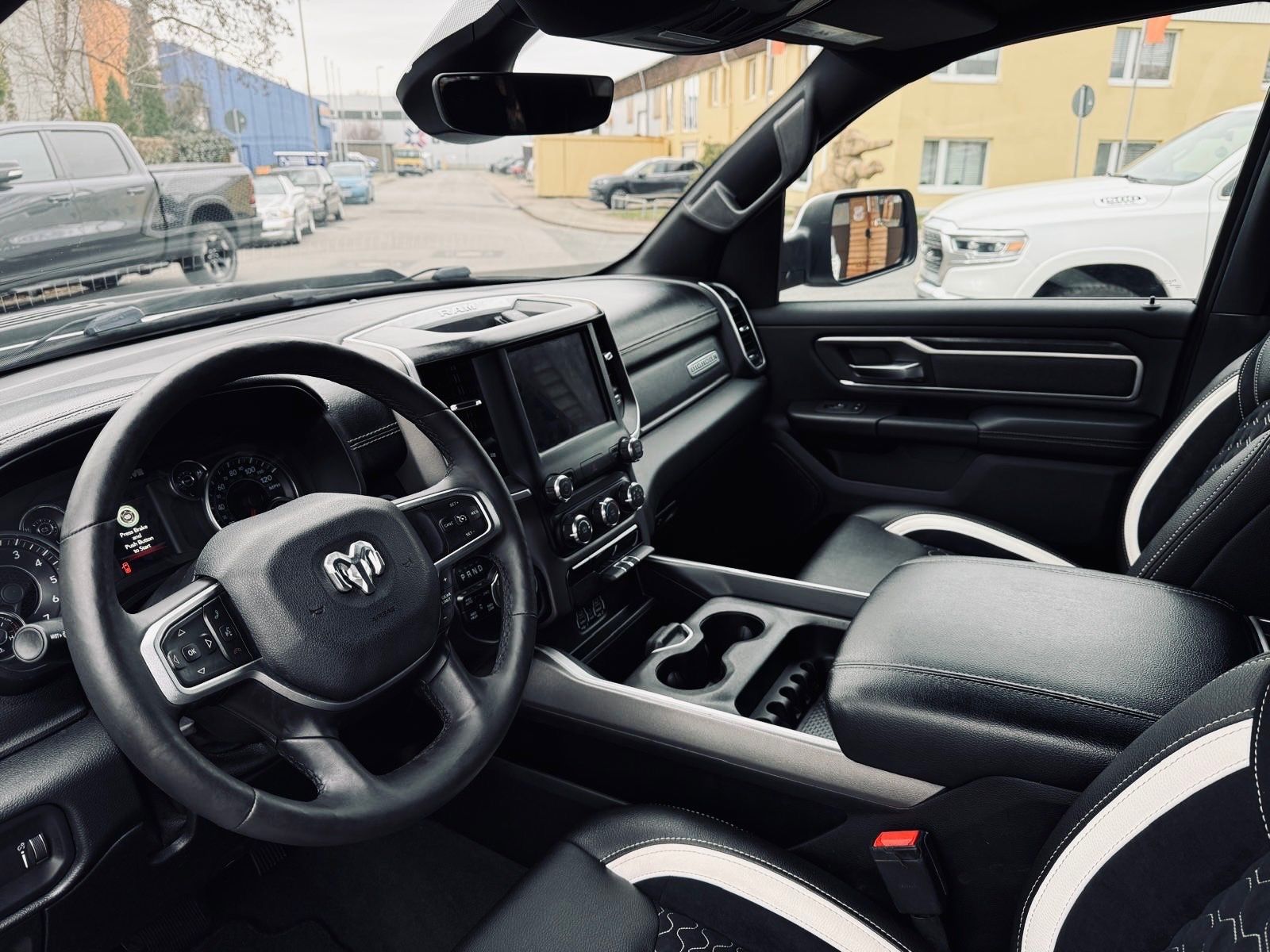 Dodge SPORT*LIFT*ROLLBAR*OFFROAD*4X4*NAVI*AHK*GARANTIE