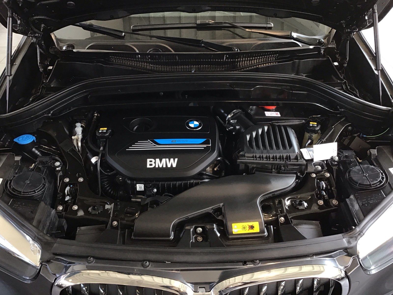 BMW X1 xDrive25e - Samsaru's Car Outlet