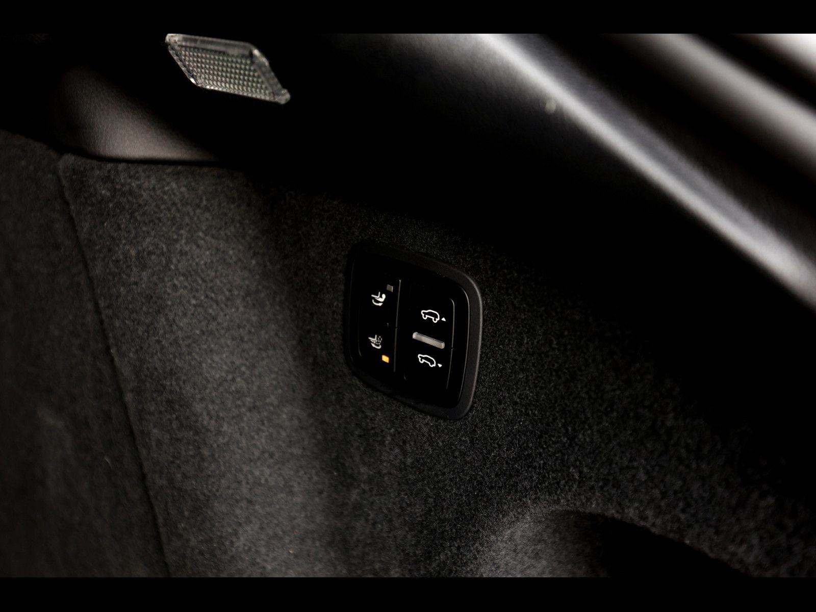 Porsche Macan III S PDK - Samsaru's Car Outlet