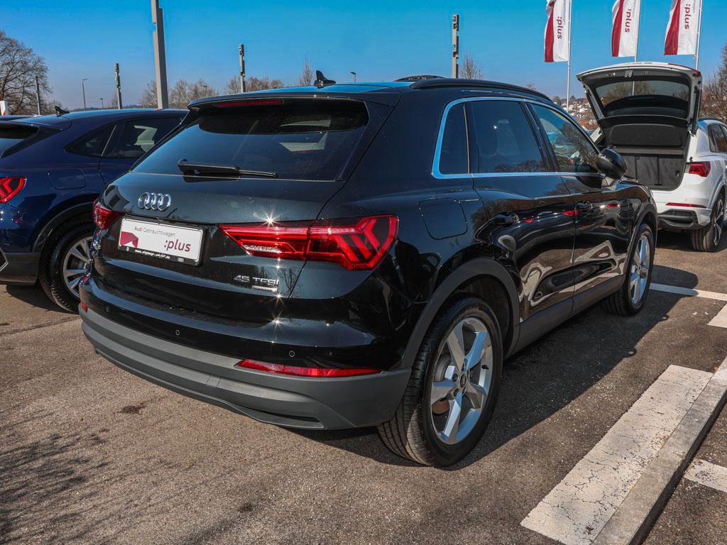 Audi Q3 45 TFSI quattro INTERIEUR-S-LINE+MATRIX+NAVI
