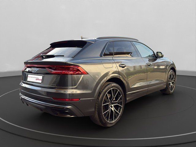 Audi Q8 55 TFSI e quattro S line AHK*PANO*MATRIX*HUD