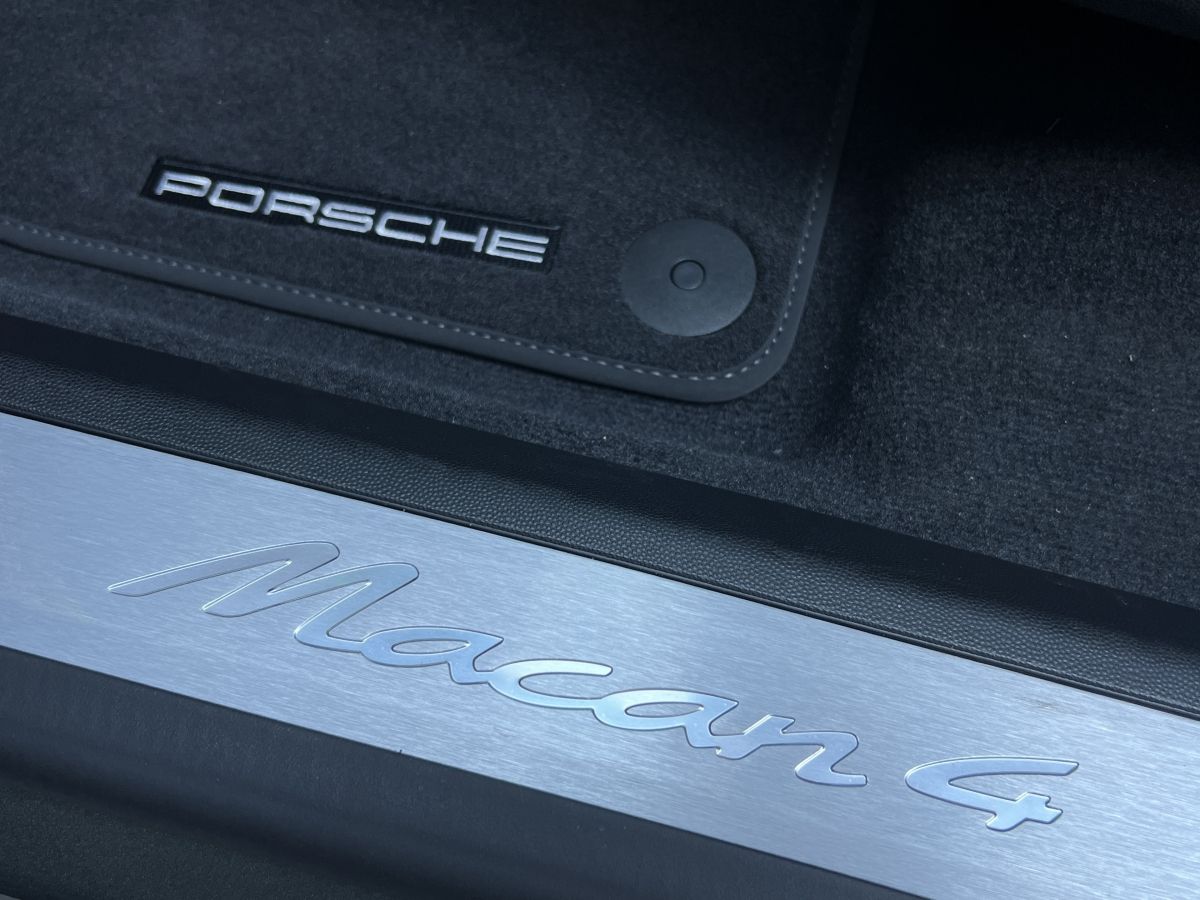 Porsche Macan 4 | Luftfederung | InnoDrive | BOSE |