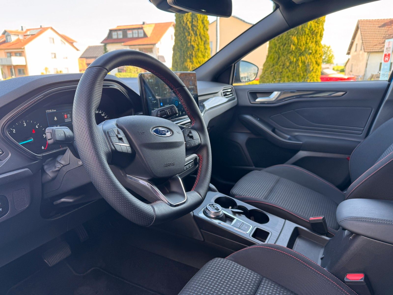 Ford Focus St-Line 1.5 Turnier ABSTEMP. KAMERA NAVI