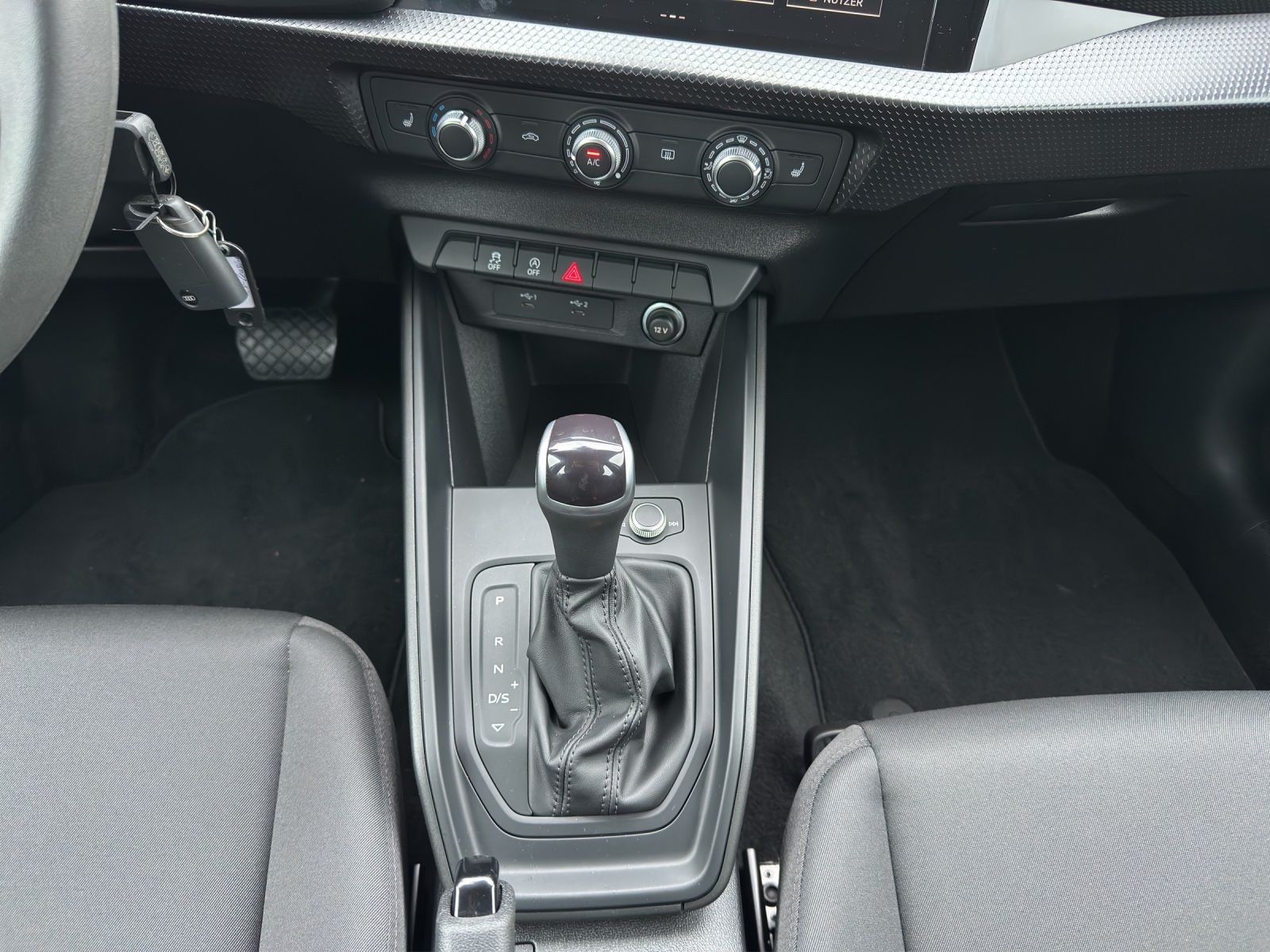 Audi A1 Sportback 30 TFSI advanced S tronic*GRA*SHZ