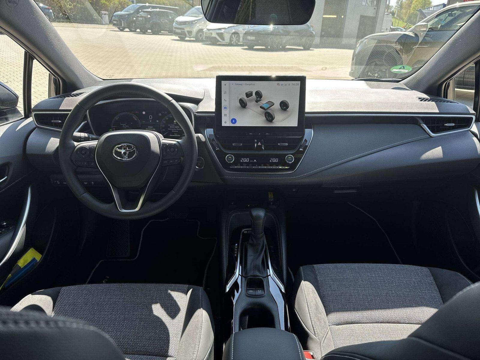Toyota Corolla Hybrid Teamplayer /Navi/Shz/Rfk/DigiCo/T