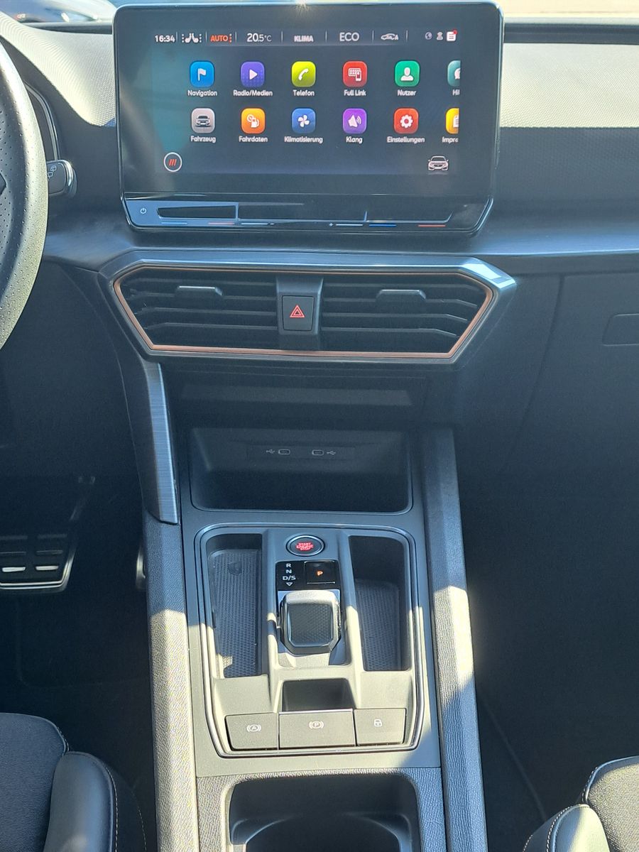 Cupra Leon VZ 1.4 e-Hybrid - Samsaru's Car Outlet