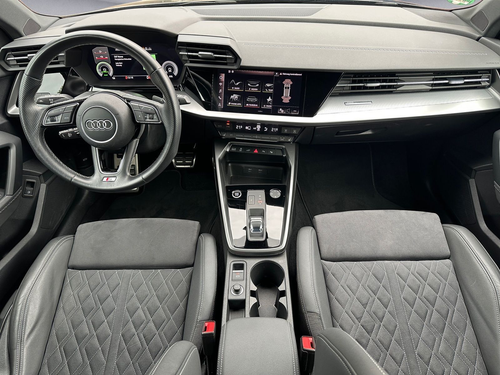 Audi A3 Sportback 40 TFSIe S-line LED/Clima/Assist/SH