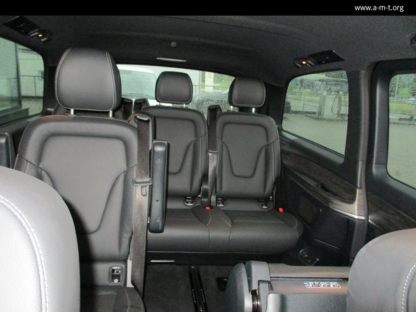 Mercedes-Benz V 300 d Avantg lang - Samsaru's Car Outlet